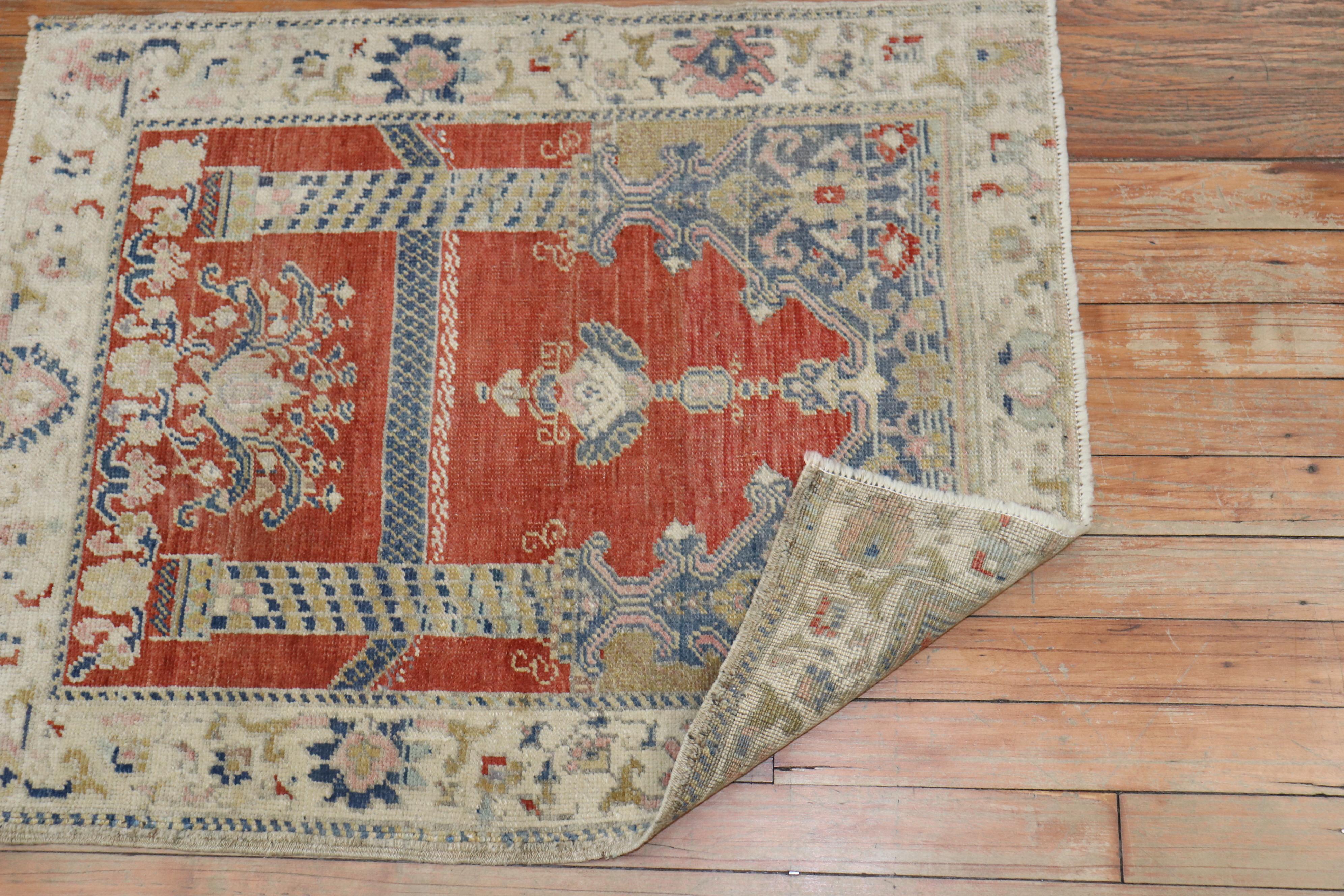 Hand-Woven Scroll Motif Red Fine Quality Turkish Sivas Rug, Early 20th Century For Sale