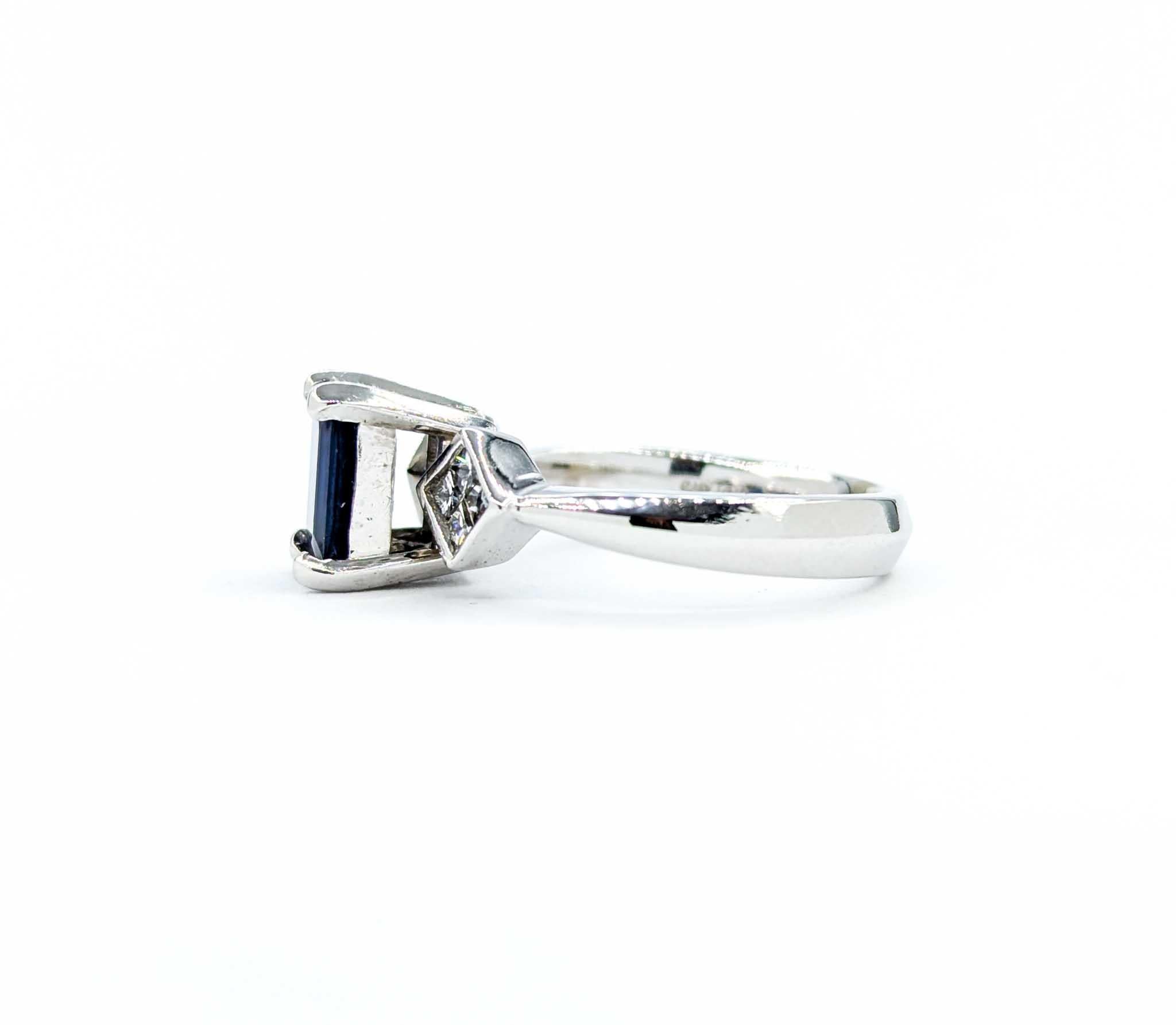 Scroll Pattern Sapphire Ring in 14k White Gold For Sale 2