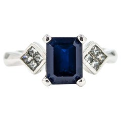 Scroll Pattern Sapphire Ring in 14k White Gold