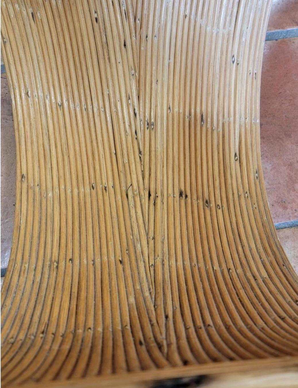Bambou Table basse italienne en bambou à volutes, vers 1975 en vente
