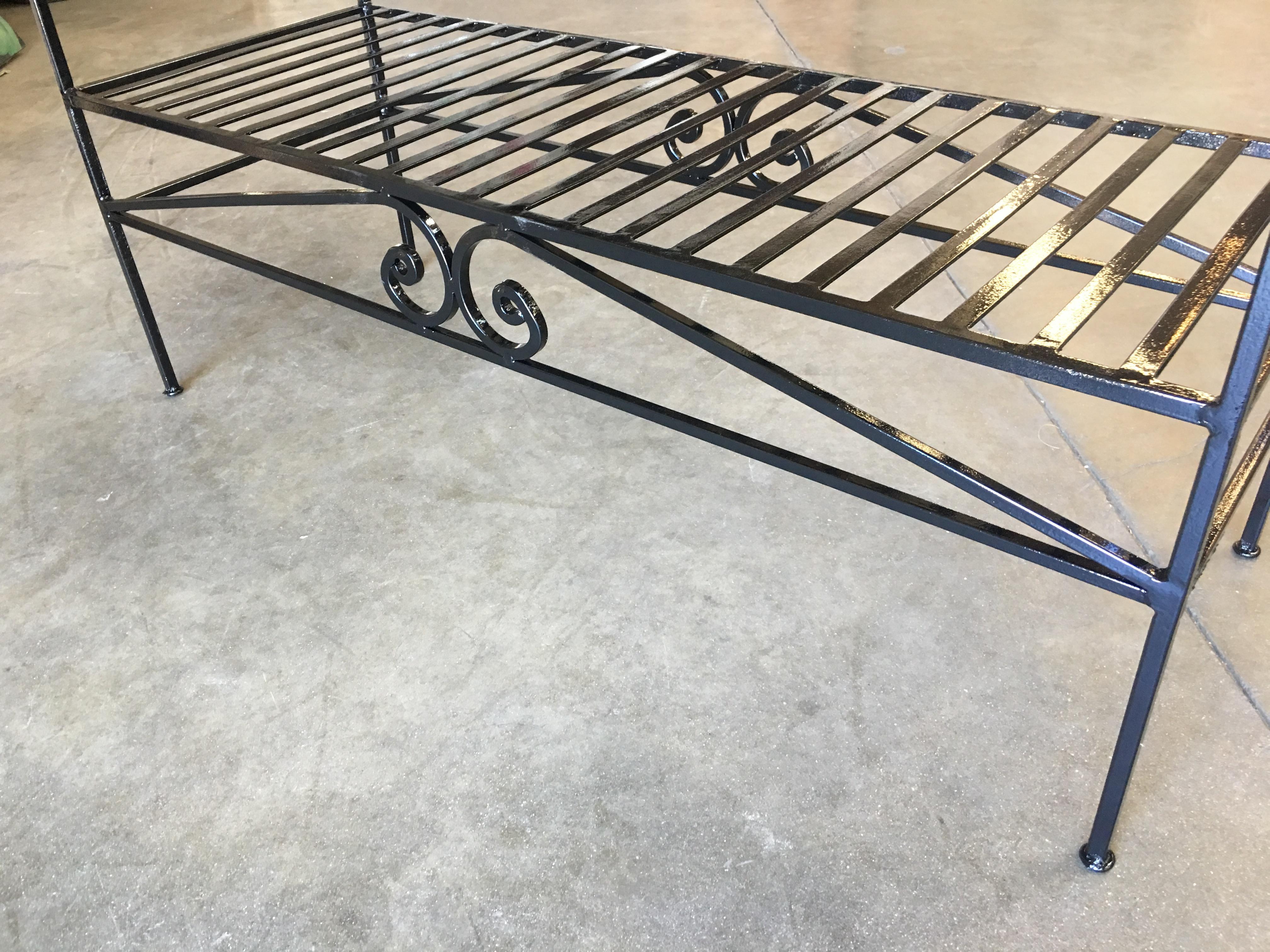 wrought iron bedroom bench