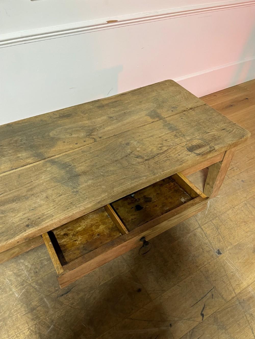 Scrubbed oak coffee table For Sale 2