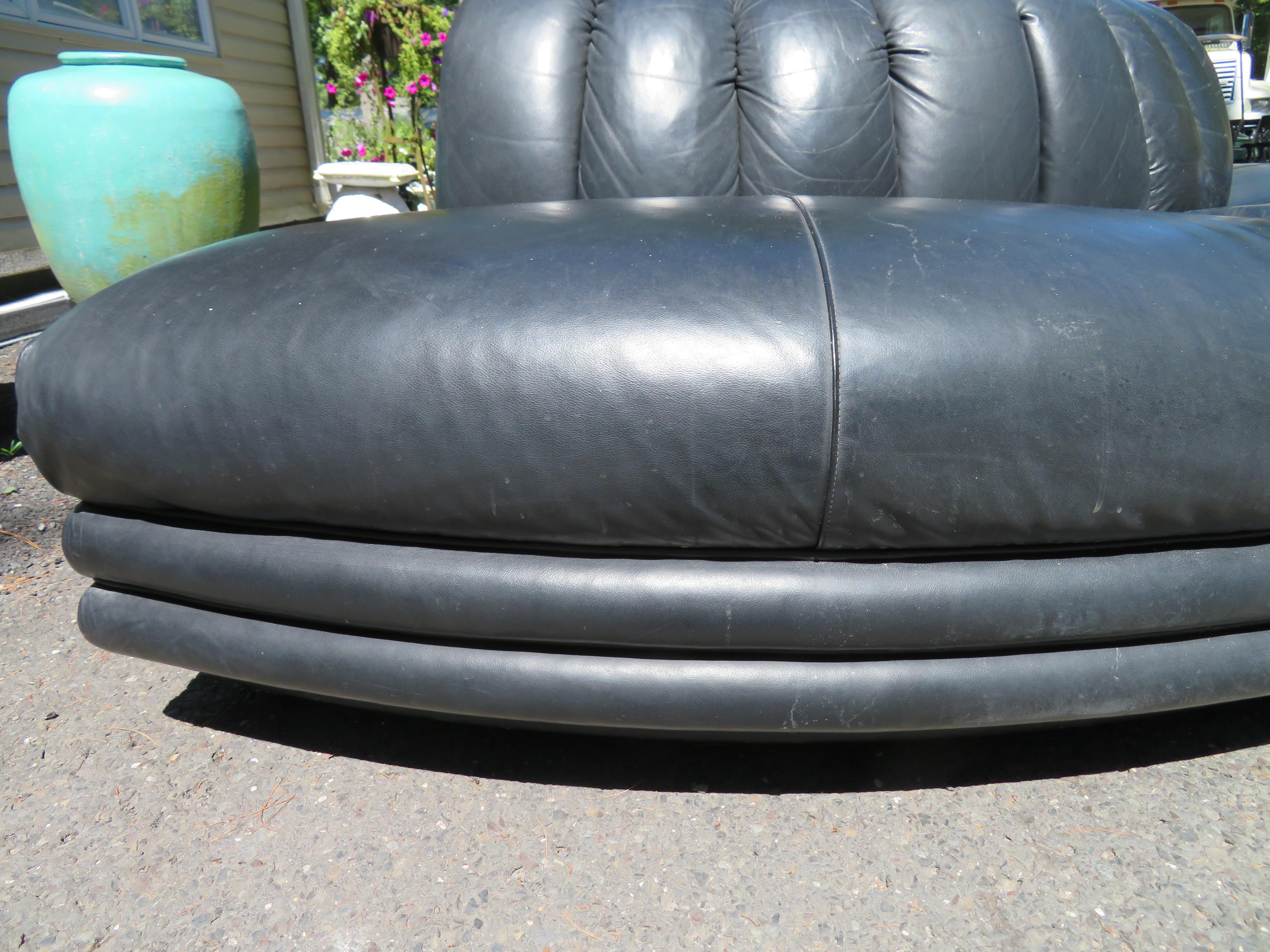 Late 20th Century Scrumptious 4 Piece Leather Non Stop Style Serpentine Sectional Sofa Bernhardt For Sale
