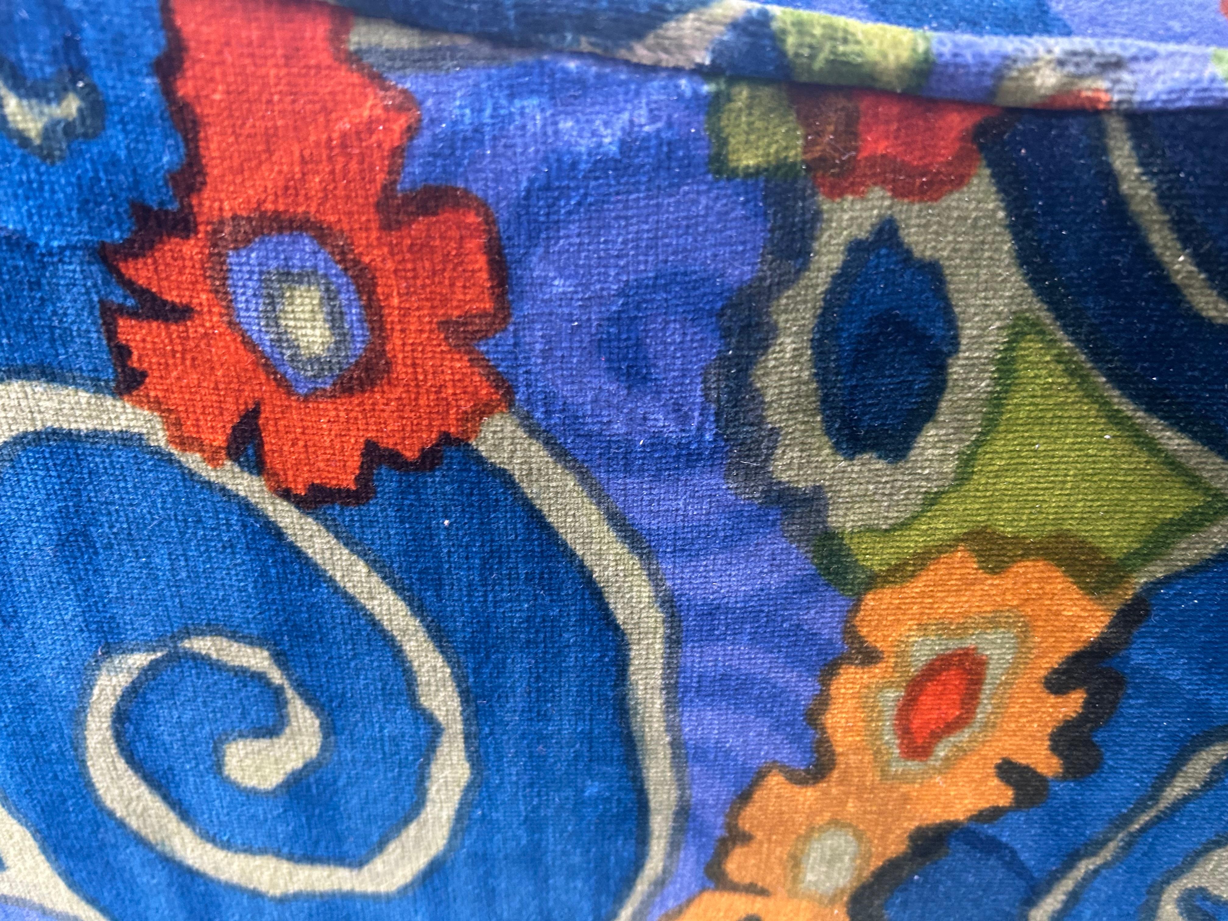 Scrumptious Jack Lenor Larsen Sofa Hollywood Regency Mid-Century en vente 12