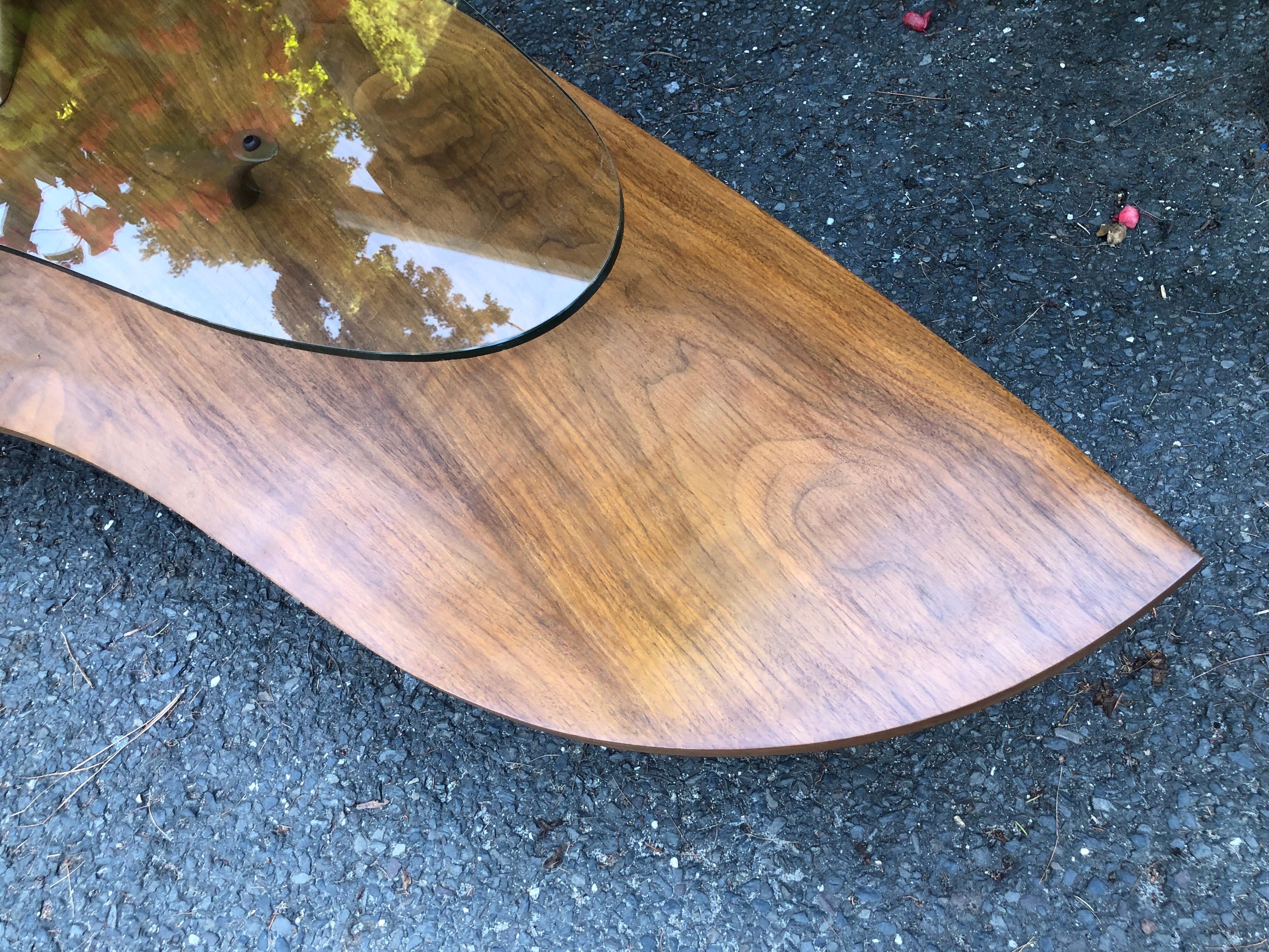 American Scrumptious Pearsall style Sculptural Walnut 2 Tier Coffee Table Kidney Shaped For Sale