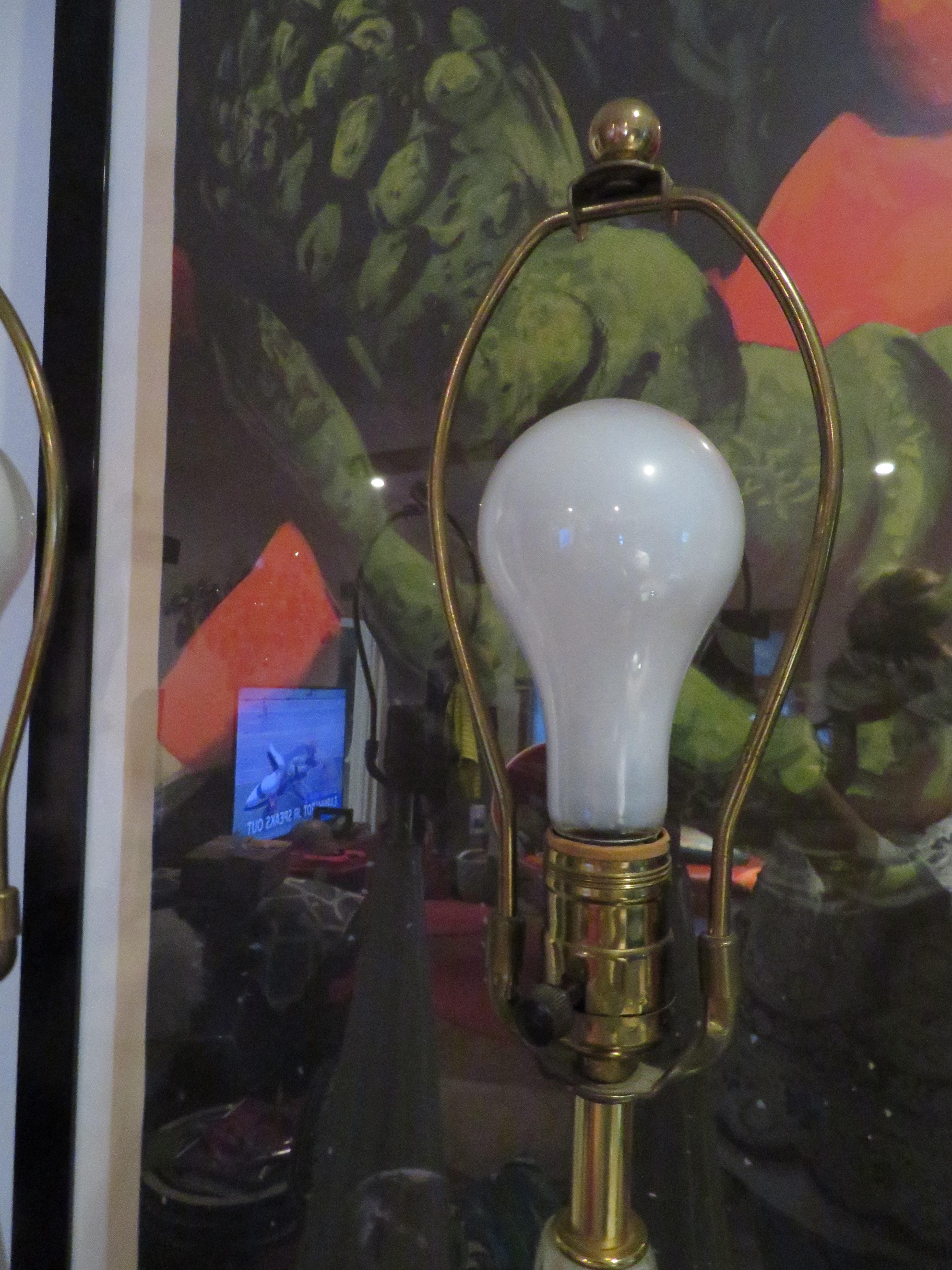 Scrumptious Pair of XL Italian Murano Gold Fleck Bubble Lamps Hollywood Regency For Sale 4
