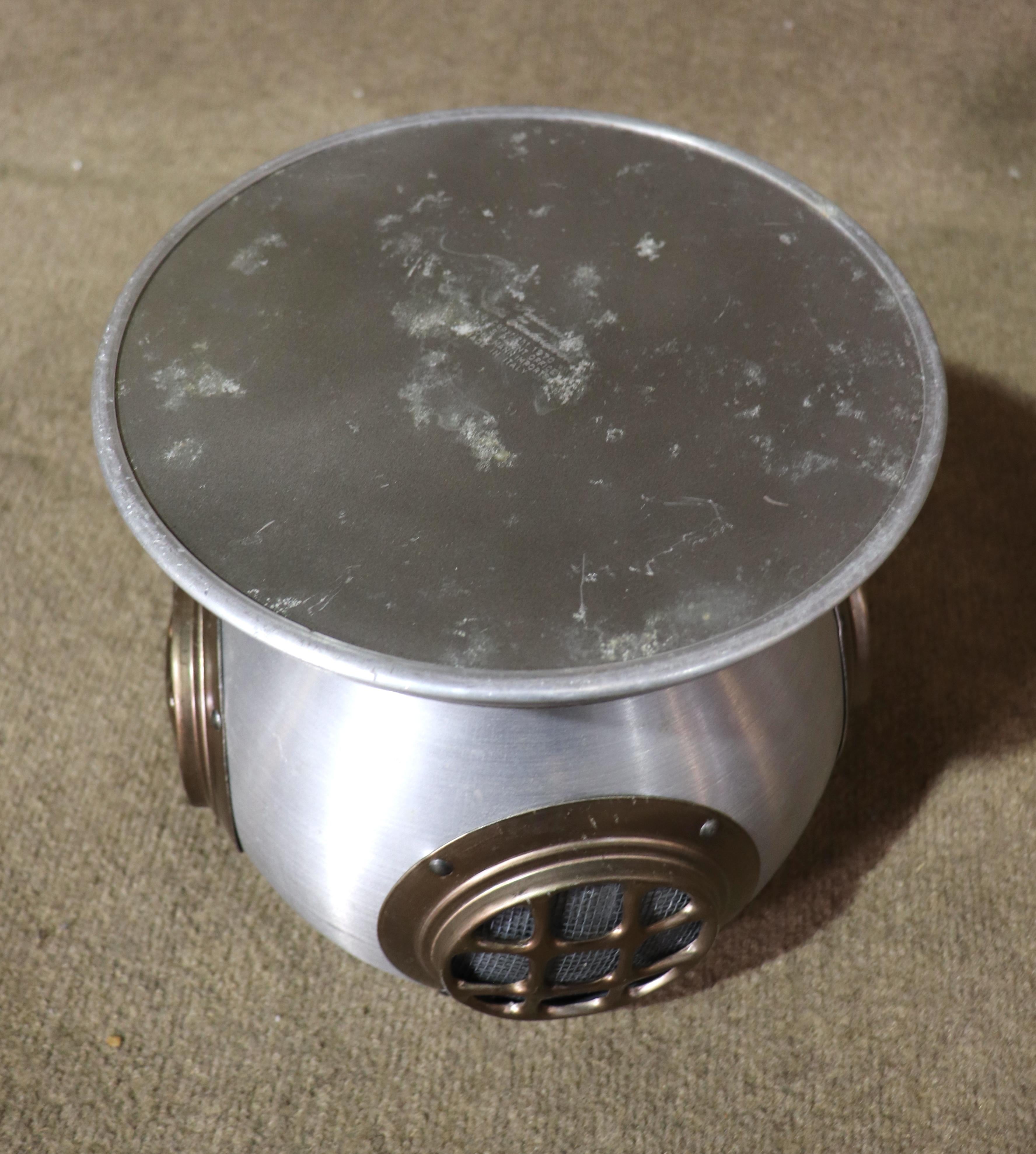 Seau à glace pour casque de plongée en vente 2