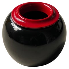 Sculplural Vintage-Vase aus schwarzer und roter Keramik, zweiteilig, hergestellt in Italien