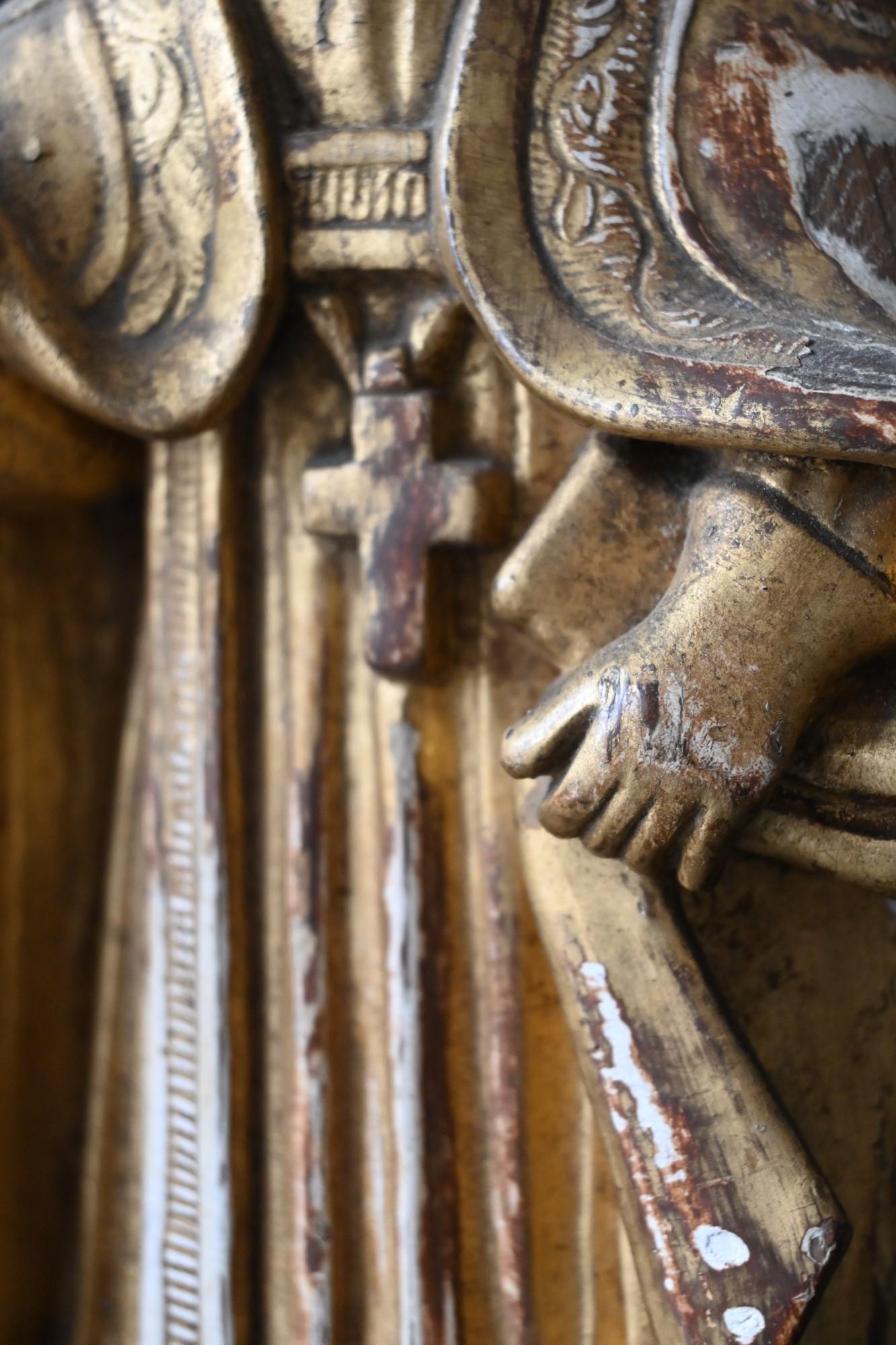 Artisanat Statue sculptée et dorée de Saint Augustin, XVIIIe siècle en vente