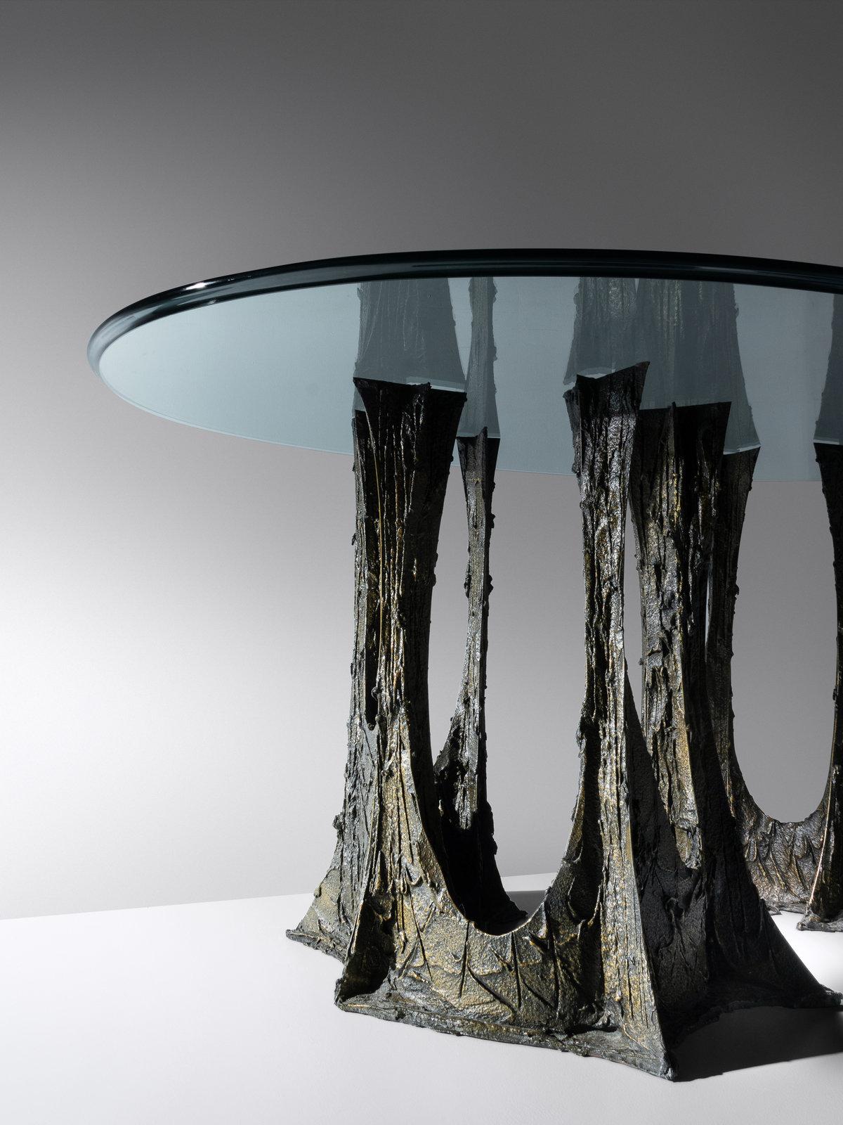 Brutalisme Table de salle à manger ovale Stalagmite en bronze sculpté et patiné de Paul Evans en vente