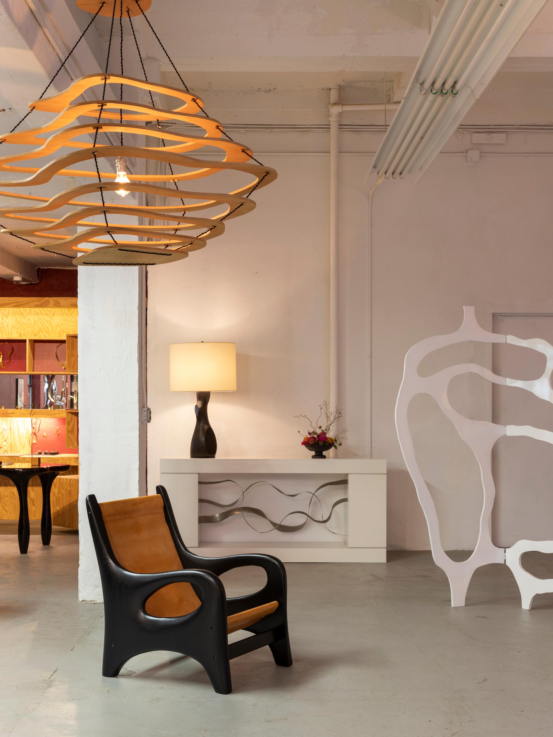 XXIe siècle et contemporain Fauteuil sculpté en Oak Oak en vente