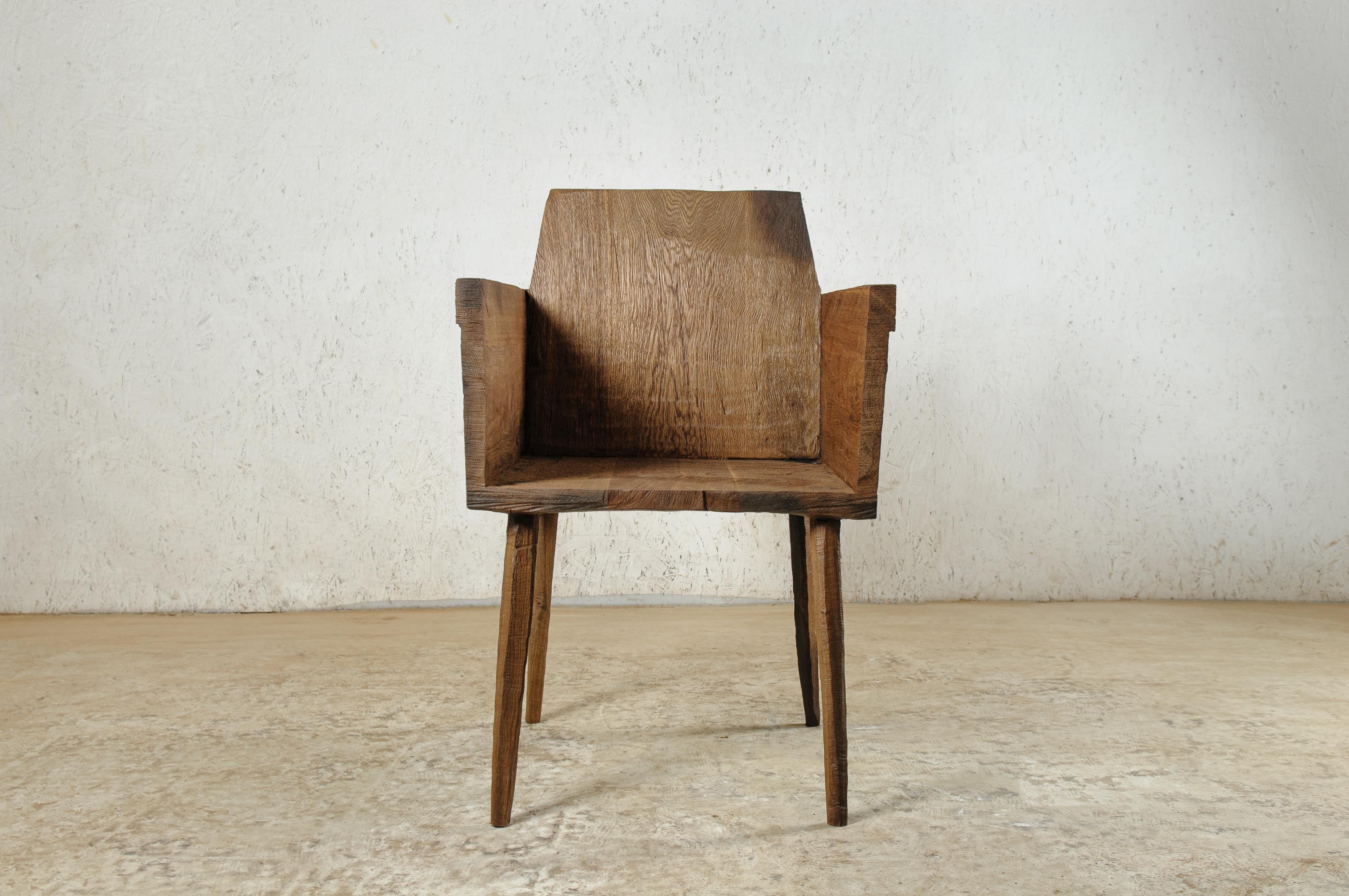 Sculpted Armchair in Solid Oak Wood '4 Legs' For Sale 5