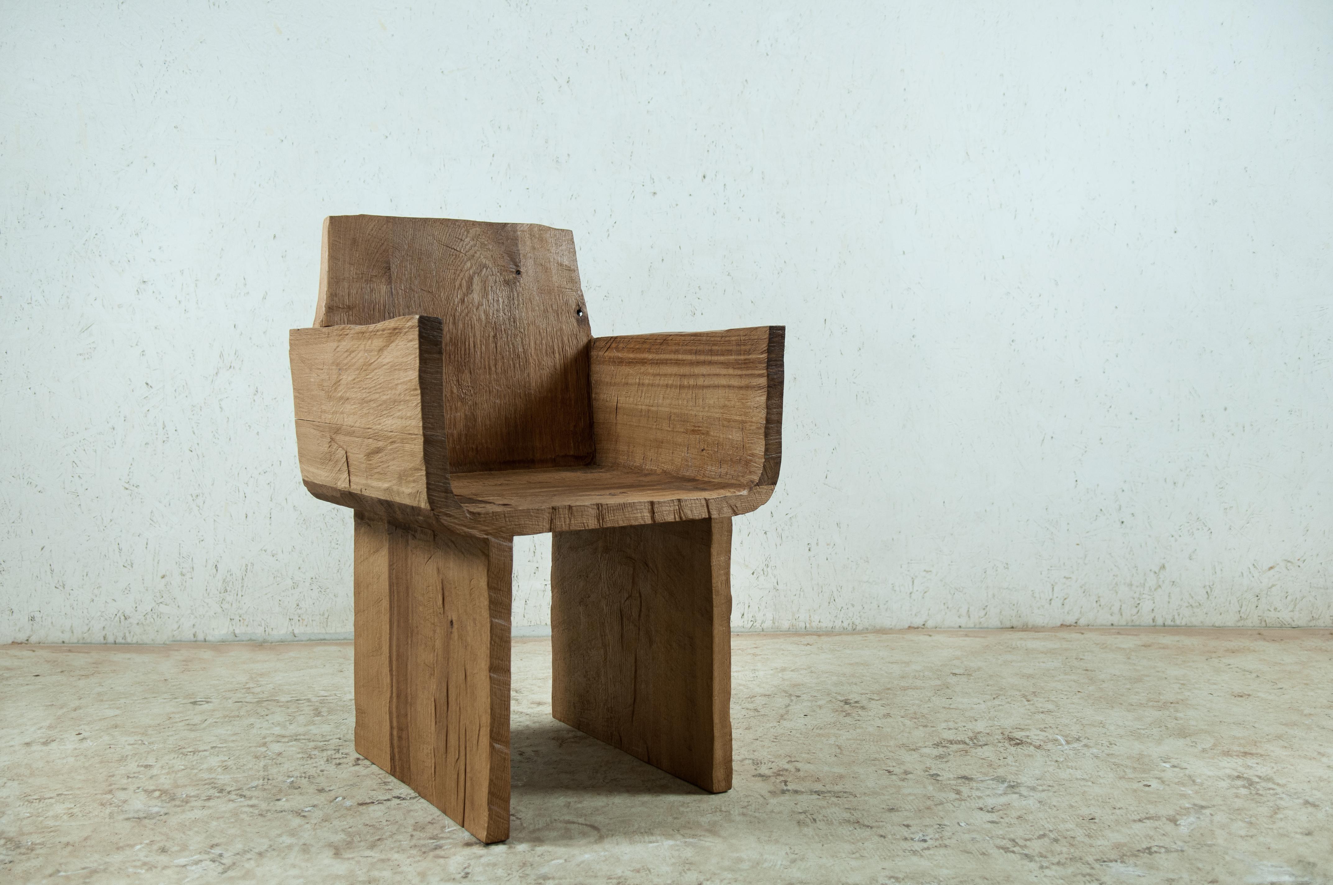 Armchair made of solid oak (+ linseed oil)
(Outdoor use OK)

Dimensions: H. 82 x 48 x 48 cm (SH 45 cm)

Founded by artist Denis Milovanov, SÓHA design studio conceives and produces furniture design and decorative objects in solid oak in an authentic