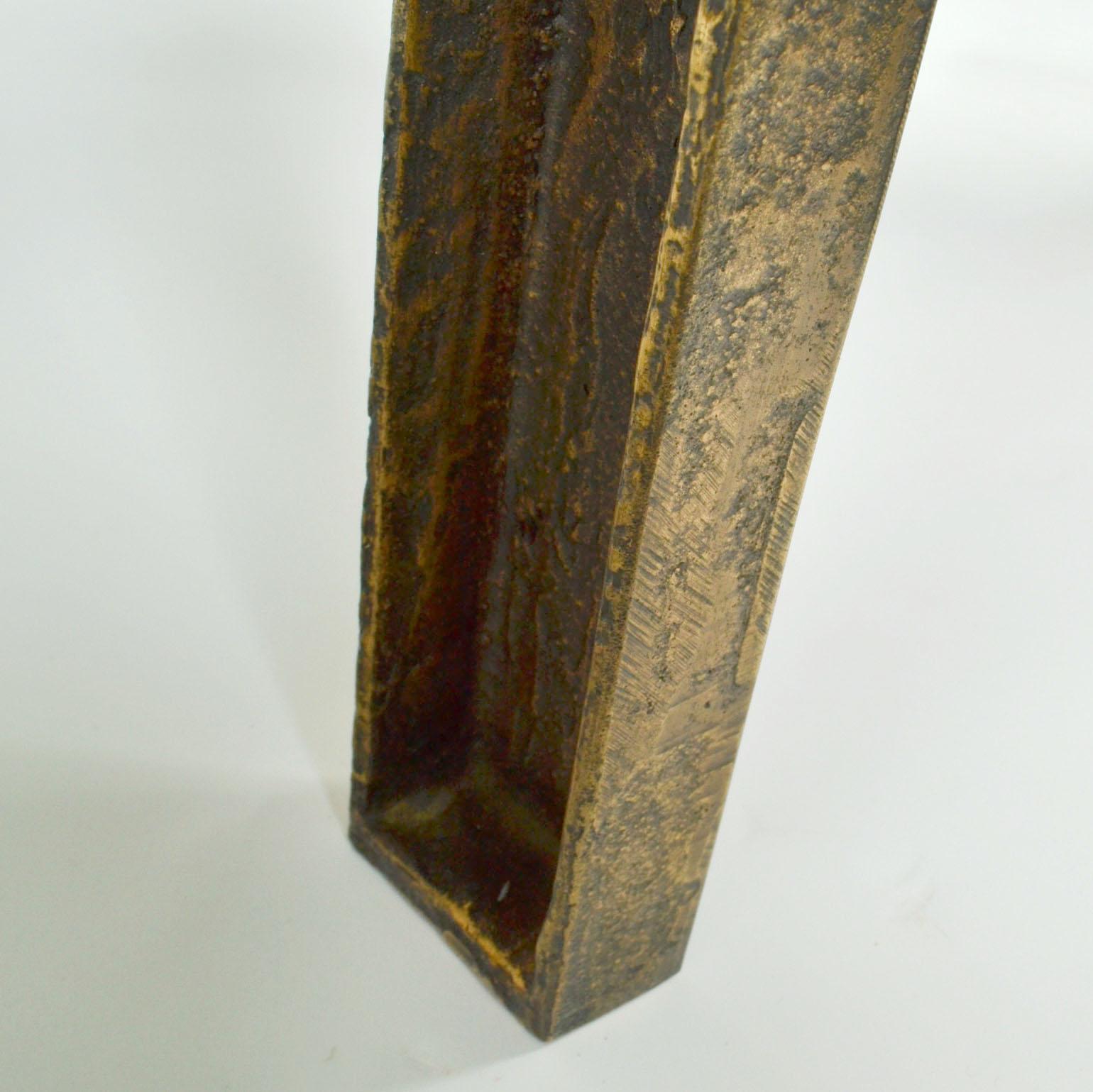 Table basse en bronze sculpté avec plateau en verre 1970''s en vente 12