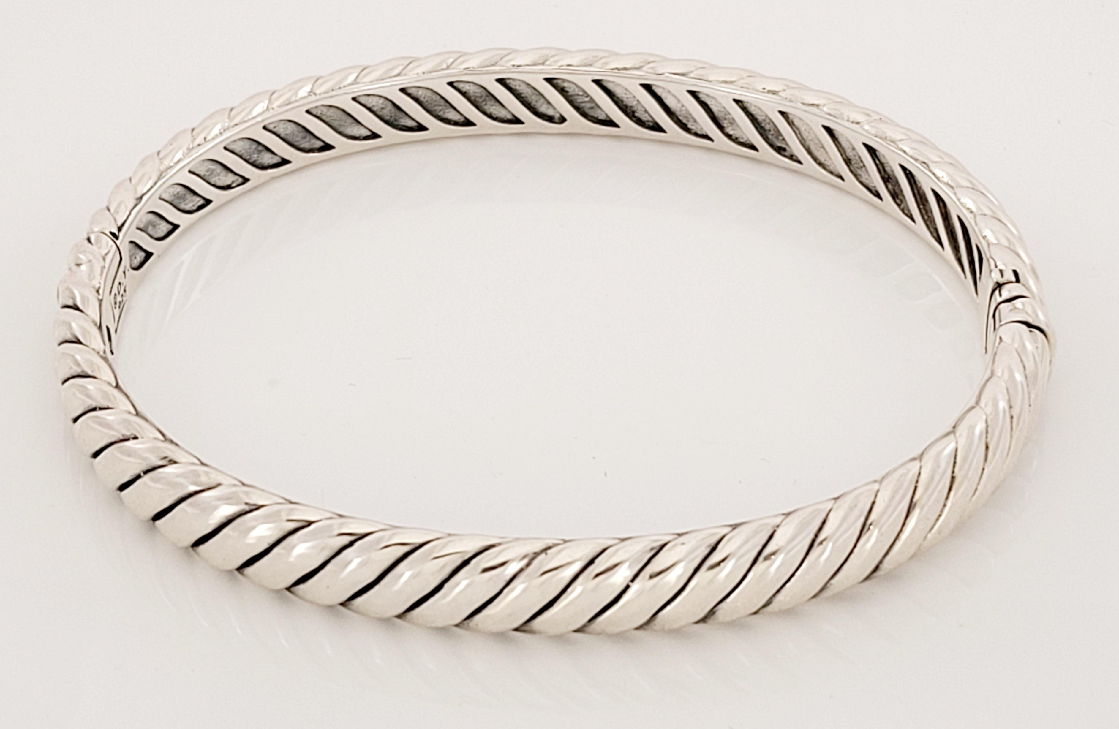 De las mujeres Pulsera Cable Esculpido, Talla Mediana en venta