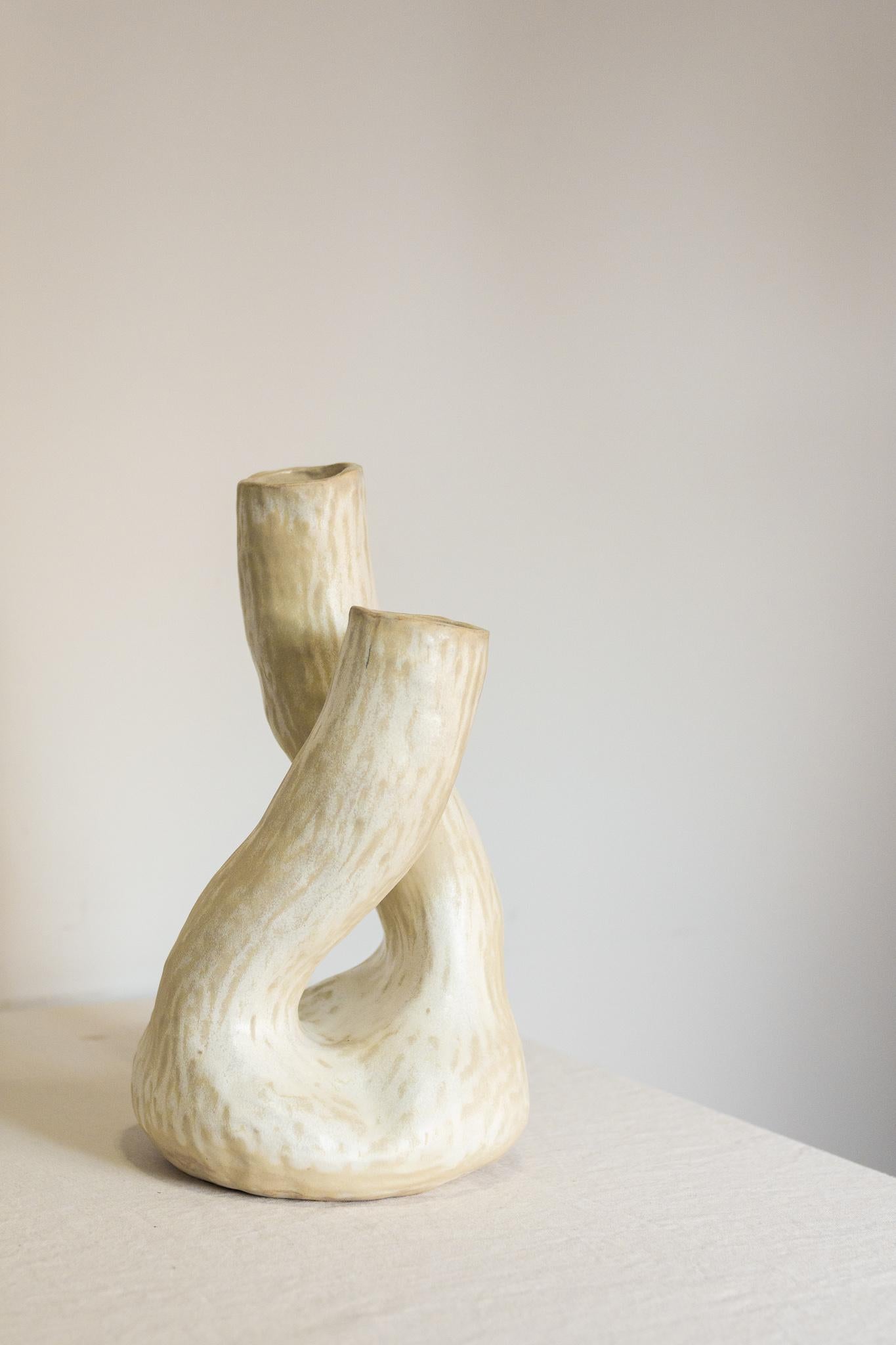 Brazilian  sculpted ceramic vase ALBA N.4 - pearl version  For Sale