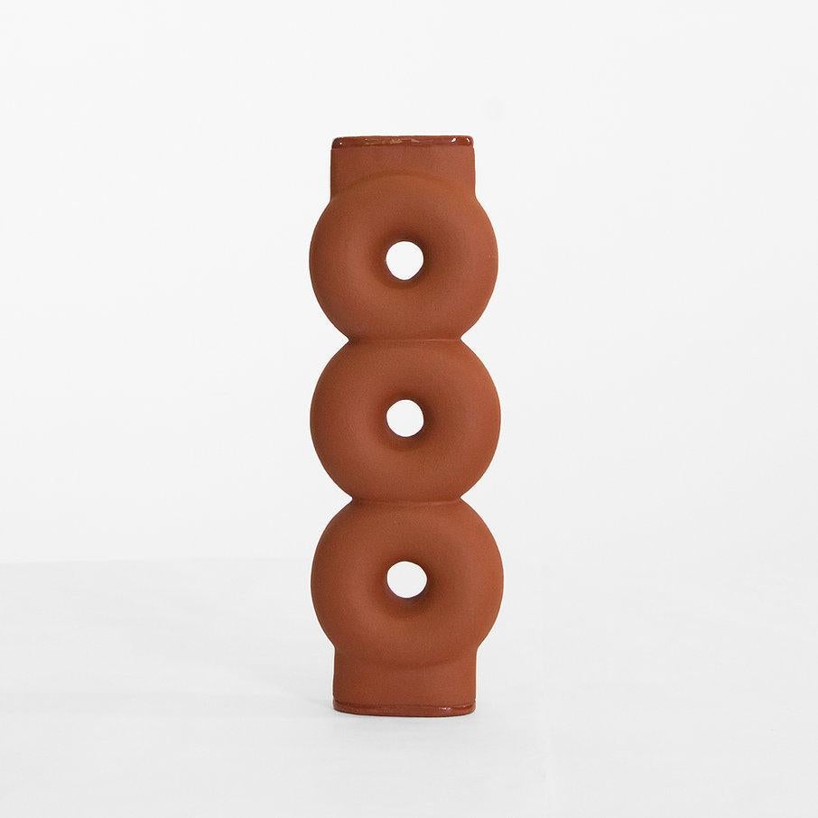 Sculpted ceramic vase by Faina
Design: Victoriya Yakusha
Material: clay / ceramics
Dimensions: 14 x 5 x H 43.5 cm


The vase is part of a series of 5 vases, the set of vases consists of:

1. Vase on three legs height 500 x width 200 x Length