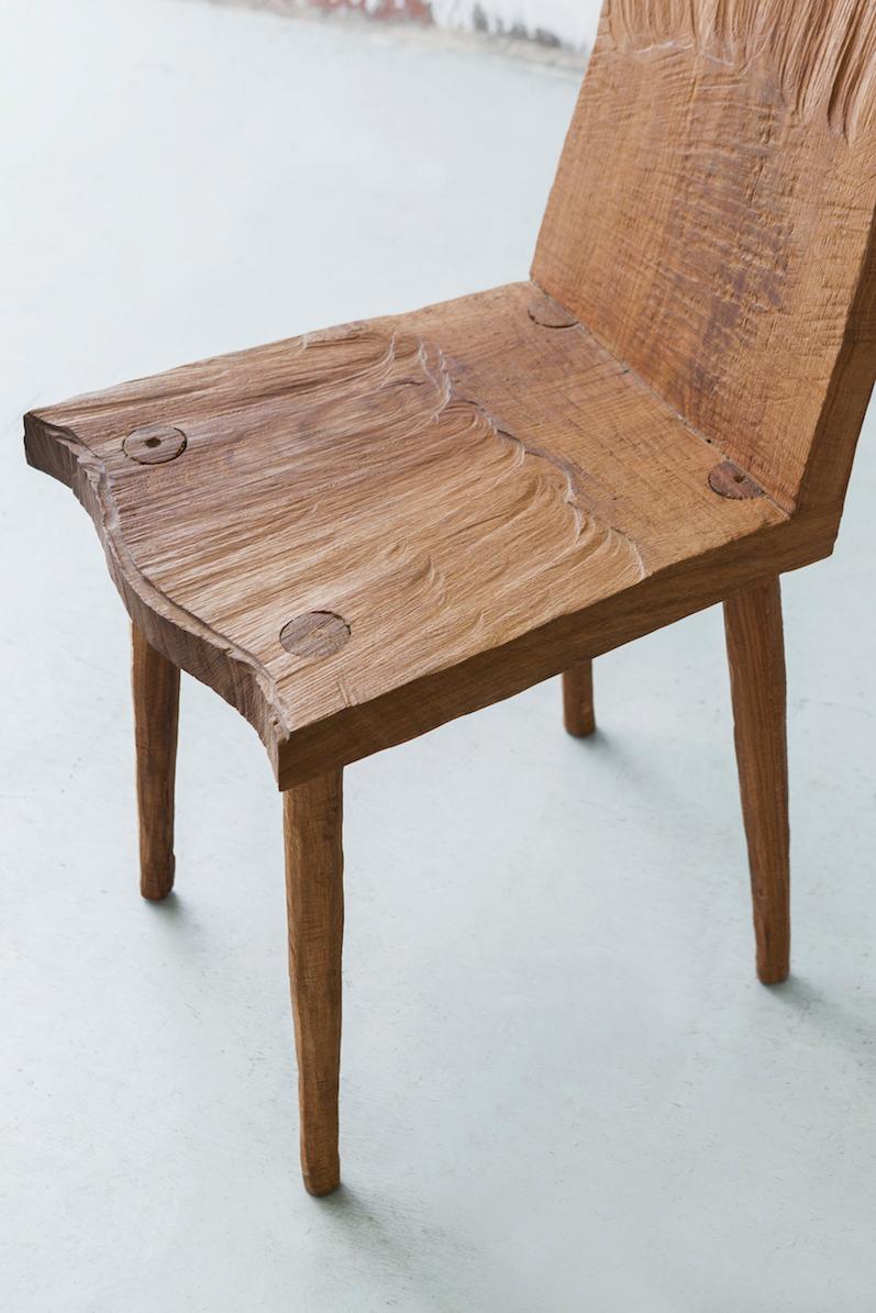 Sculpted Chair N1 in Solid Oak Wood For Sale 1