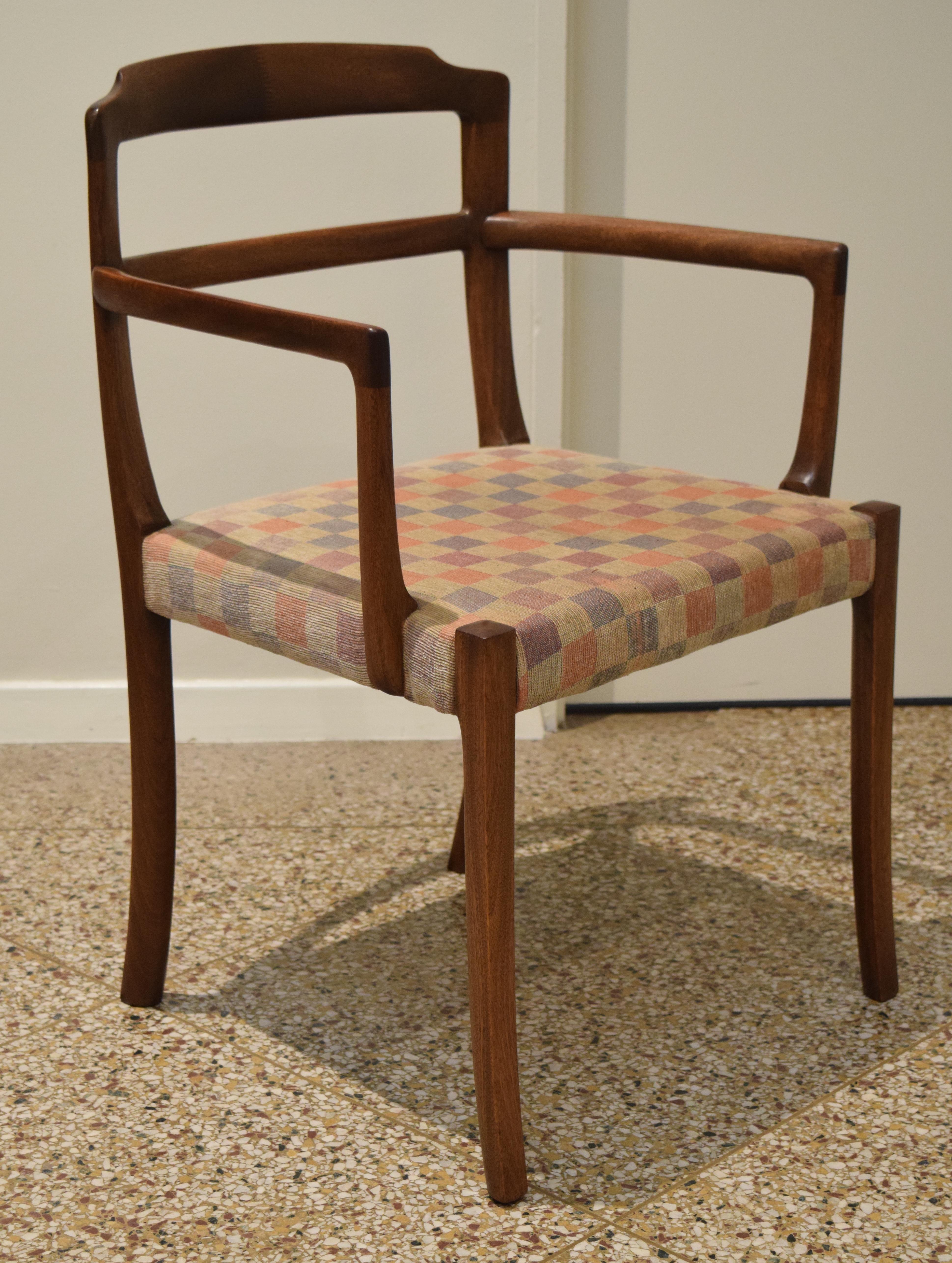 Sculpted Chairs by Ole Wanscher In Good Condition For Sale In Princeton, NJ
