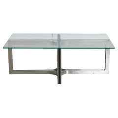 Table basse chromée sculptée avec plateau en verre