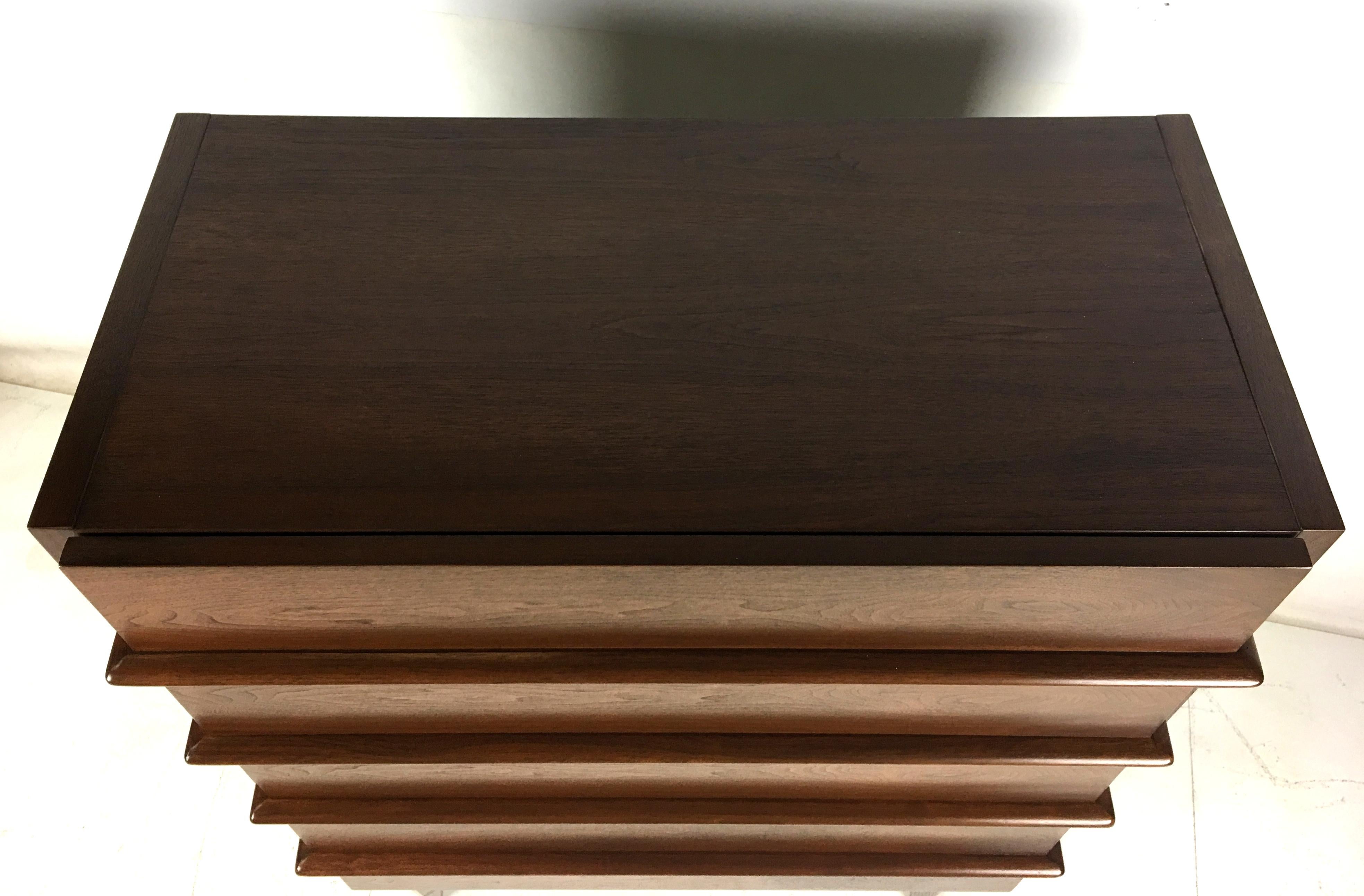 Sculpted Dimensional Front Walnut Dresser by Merton Gershun In Excellent Condition In Danville, CA