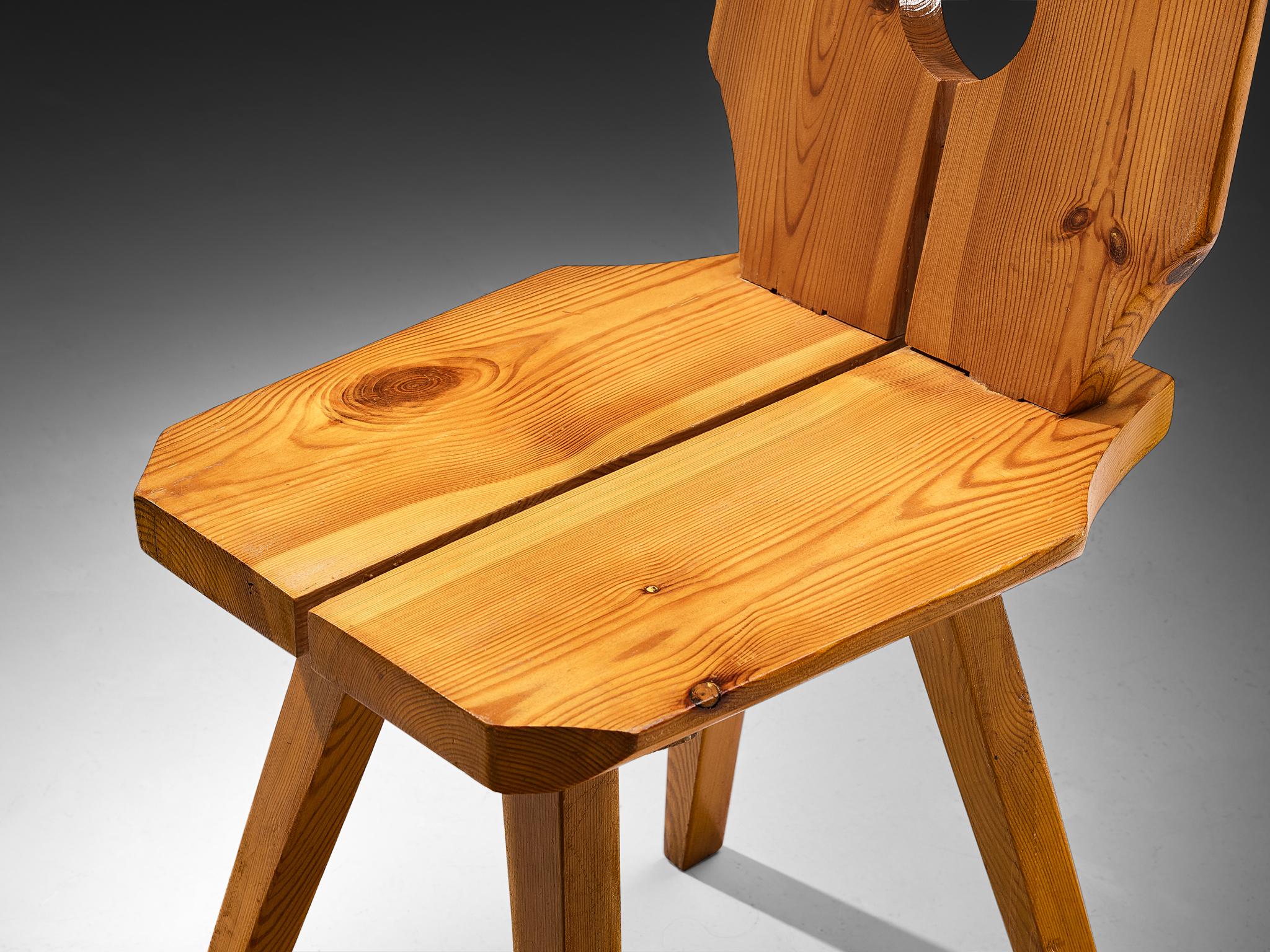 Mid-Century Modern Sculpted Dining Chair in Solid Pine For Sale