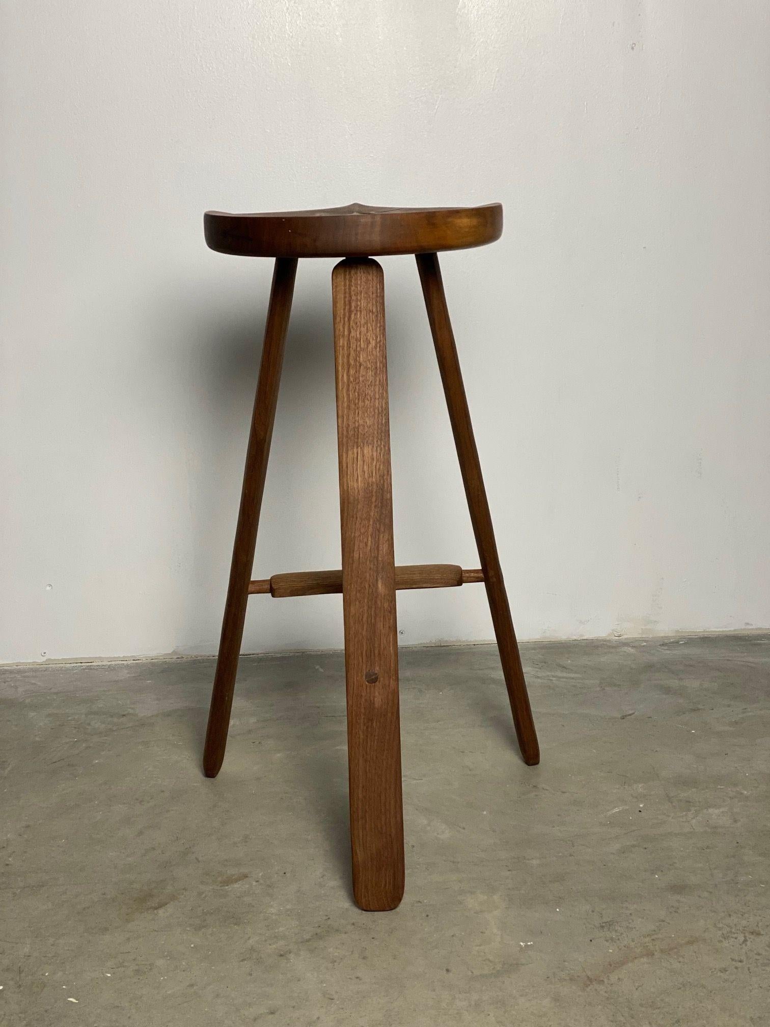 Sculpted Figured Walnut Counter Stool by Michael Rozell, USA 2021 For Sale 2