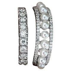 Anello con perle Akoya e diamanti scolpito geometricamente】 Duo Aurora Baby Akoya