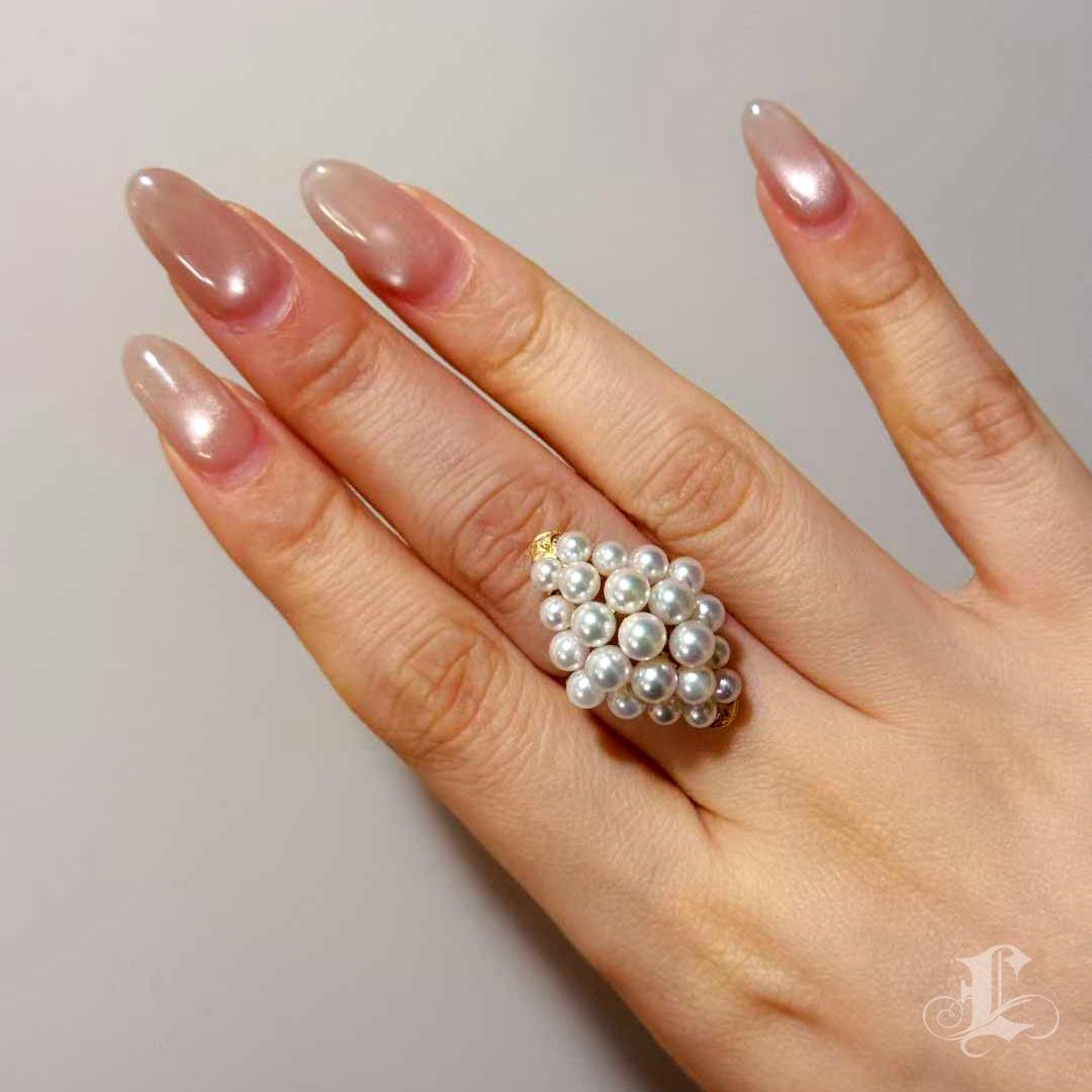 Uncut 【Sculpted Geometry】Aurora Cluster Akoya Pearl 18K Gold Ring For Sale