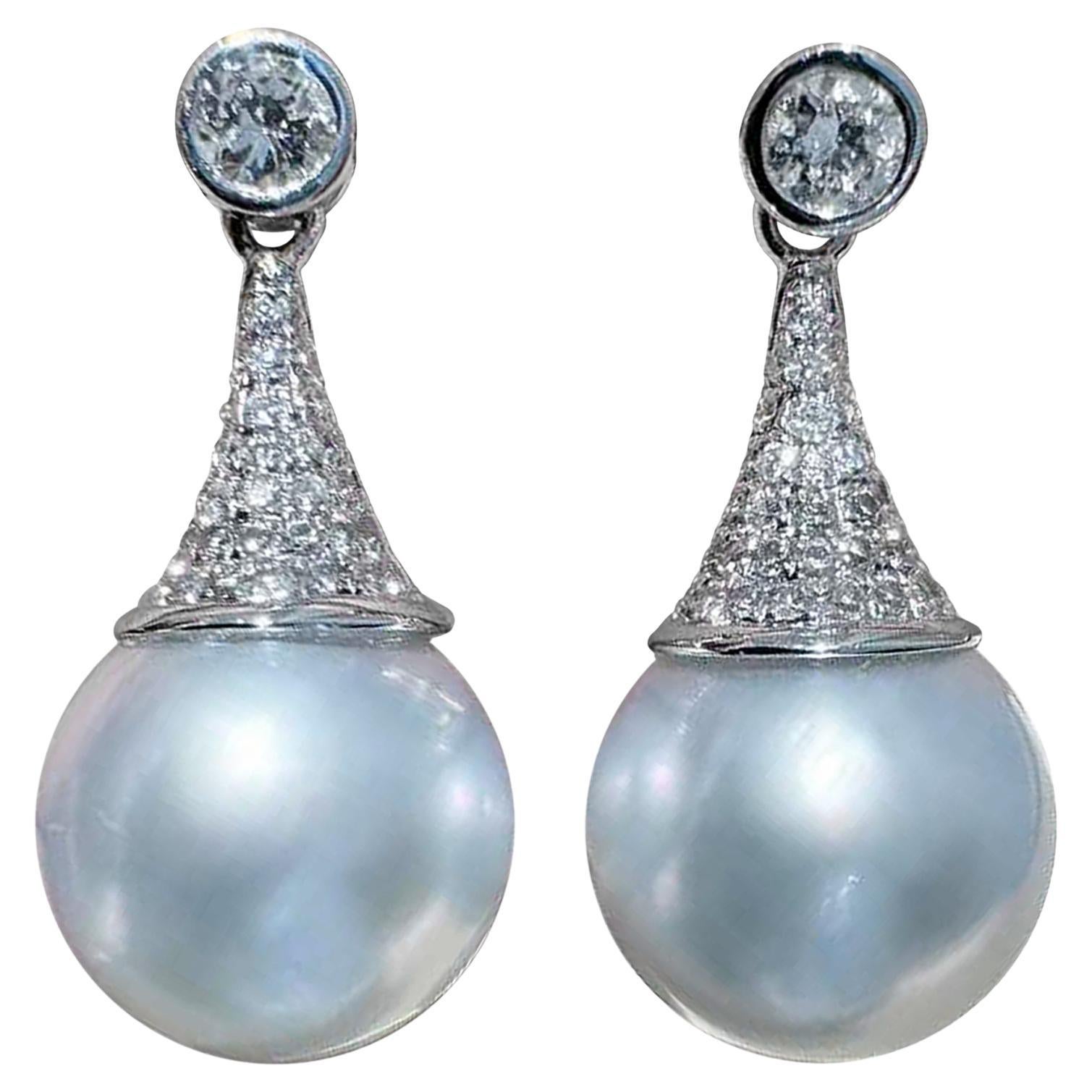 【Sculptured Geometry】Aurora South Sea Pearl & 0.5ct Diamond Earrings en vente