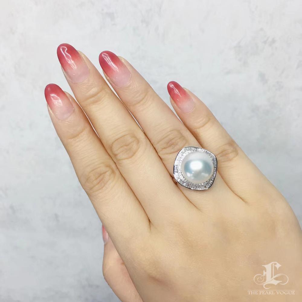 Grezzo 【Geometria scolpita】 Anello con diamante a raggiera e perla dei mari del sud in vendita
