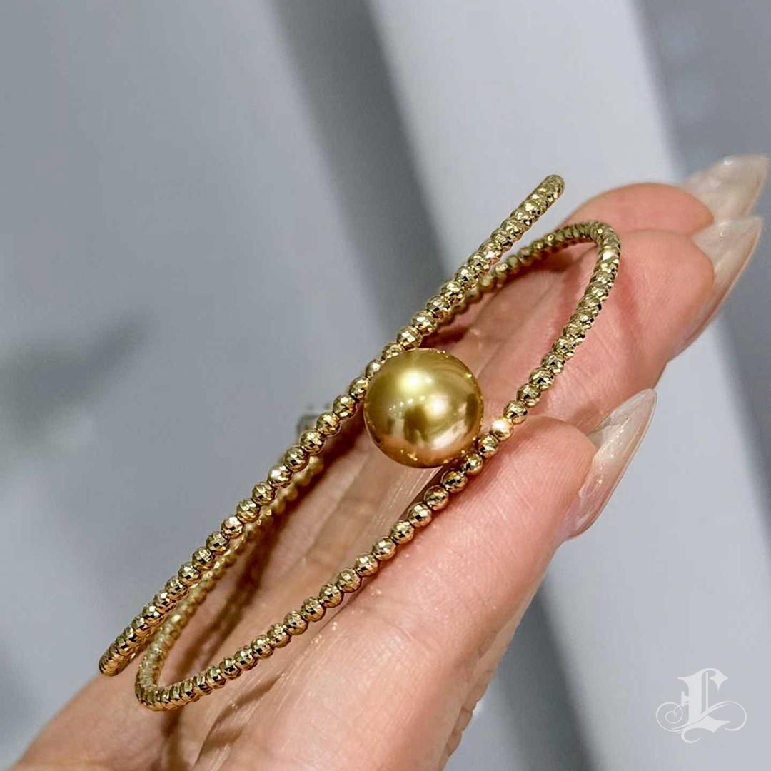 【Geometria scolpita】Bracciale con perle dei mari del sud da 9-10 mm in oro 18K in vendita 4