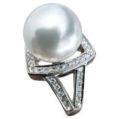 【Sculpted Geometry】Only One Architectural South Sea Pearl & Diamond Ring