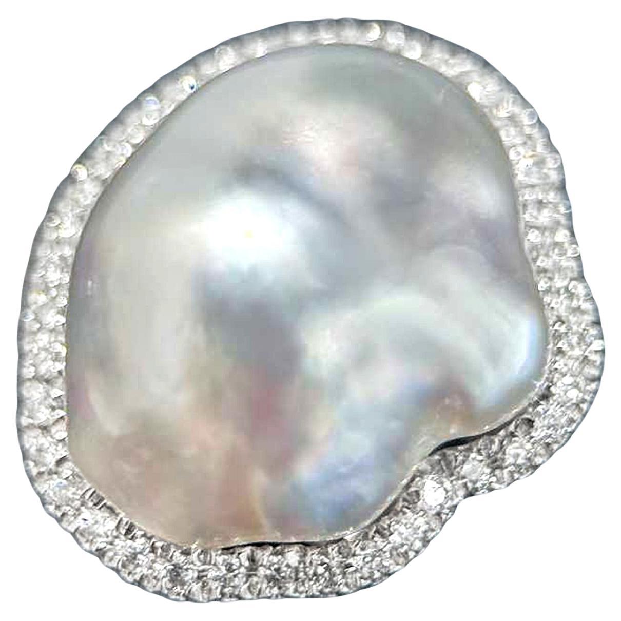 【Sculpted Geometry】Sólo un anillo con halo de diamantes y perlas naturales Keshi de Aurora Drift