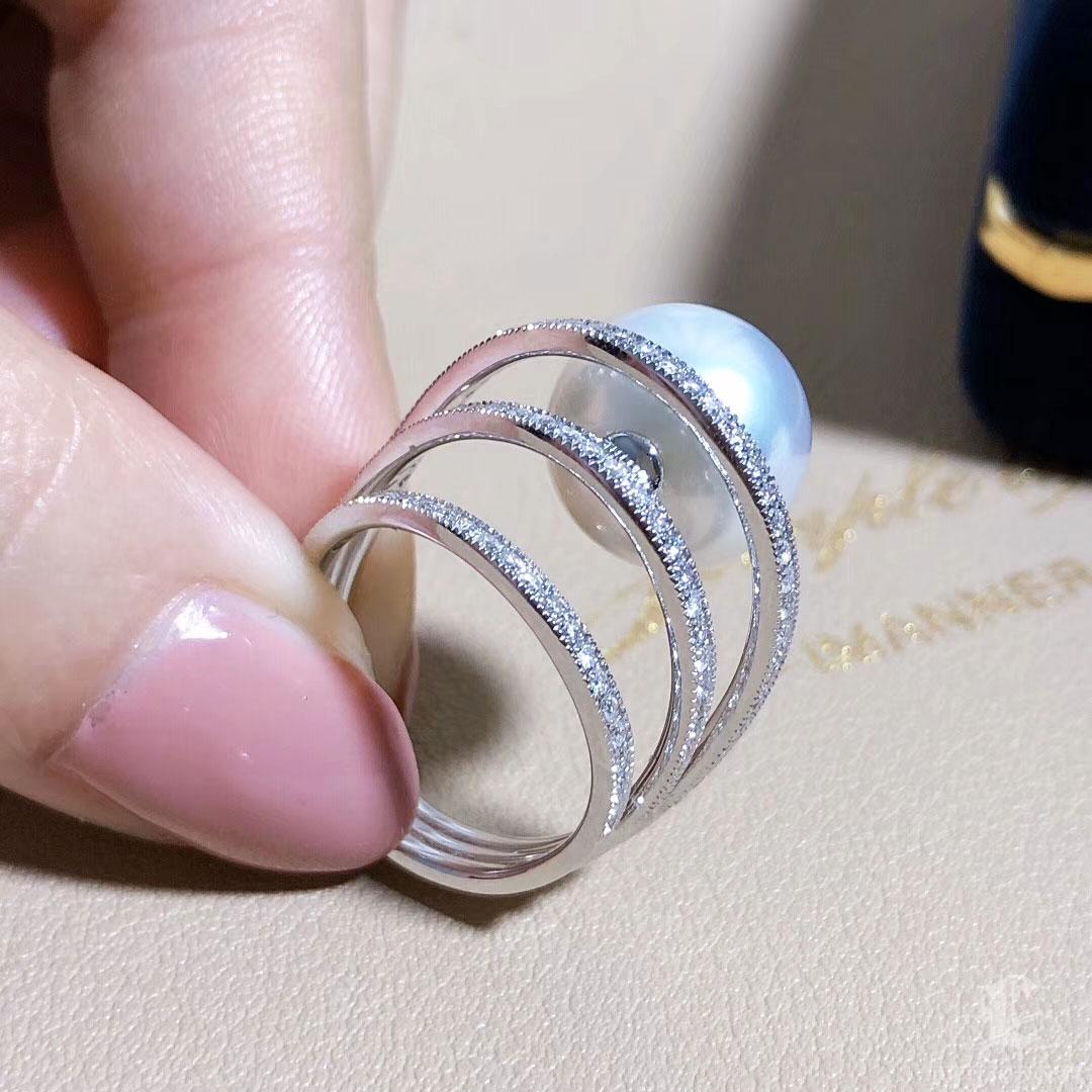 【Sculpted Geometry】Sculpted Orbit South Sea Pearl Diamond Ring Damen im Angebot