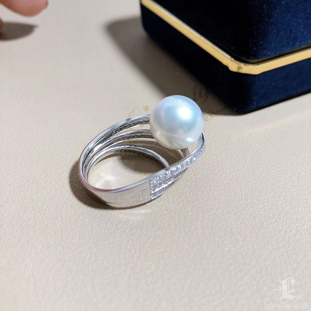 【Sculpted Geometry】Sculpted Orbit South Sea Pearl Diamond Ring im Angebot 1