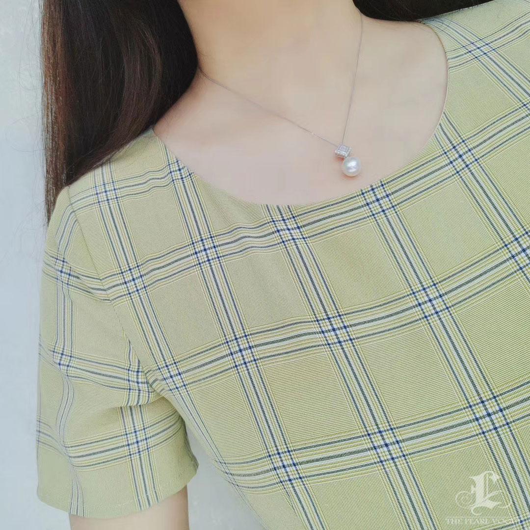 Grezzo 【Geometria scolpita】 Set di orecchini e pendenti con perle dei mari del sud e diamanti in vendita