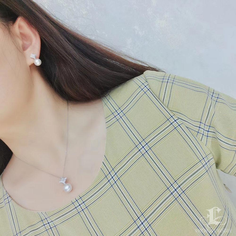 【Geometria scolpita】 Set di orecchini e pendenti con perle dei mari del sud e diamanti In condizioni Nuovo in vendita a New York, NY