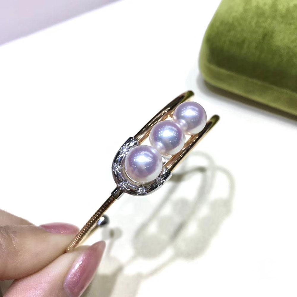 【Geometría Esculpida】Perla Akoya Triple Pulsera de Diamantes Ajustable en Nuevo estado para la venta en New York, NY