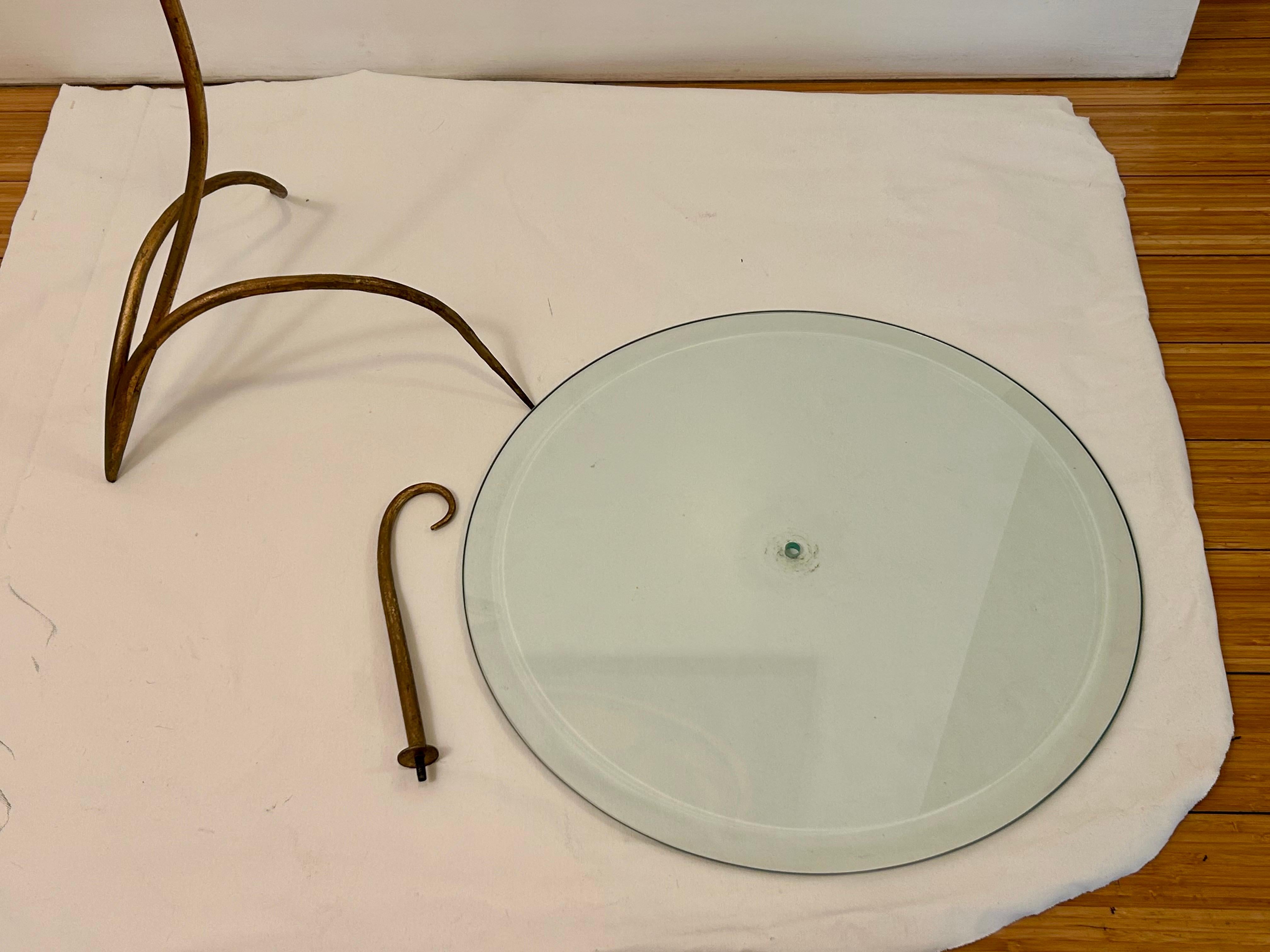 Sculpted Iron Drinks Table en venta 7