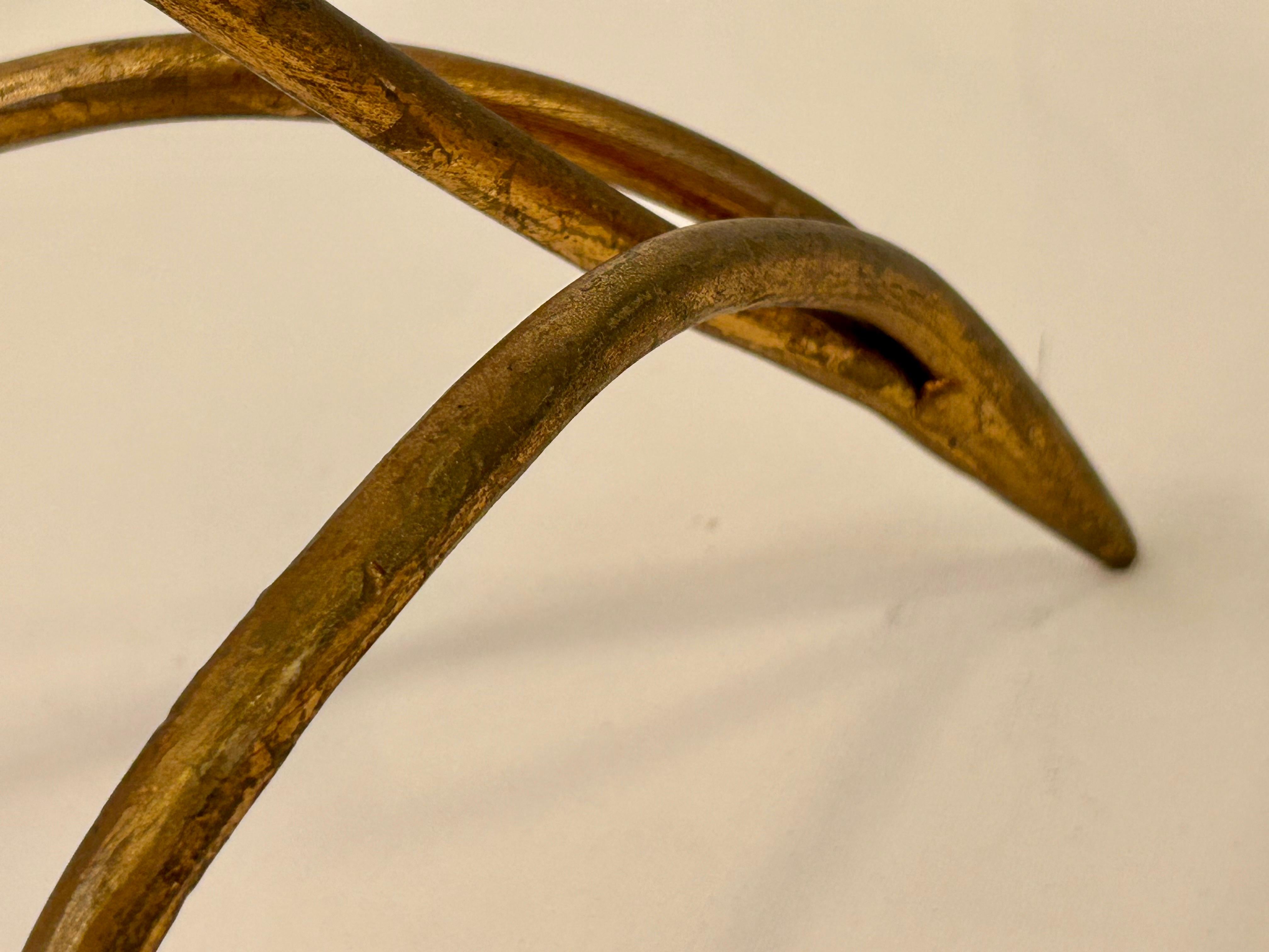 Sculpted Iron Drinks Table en venta 8