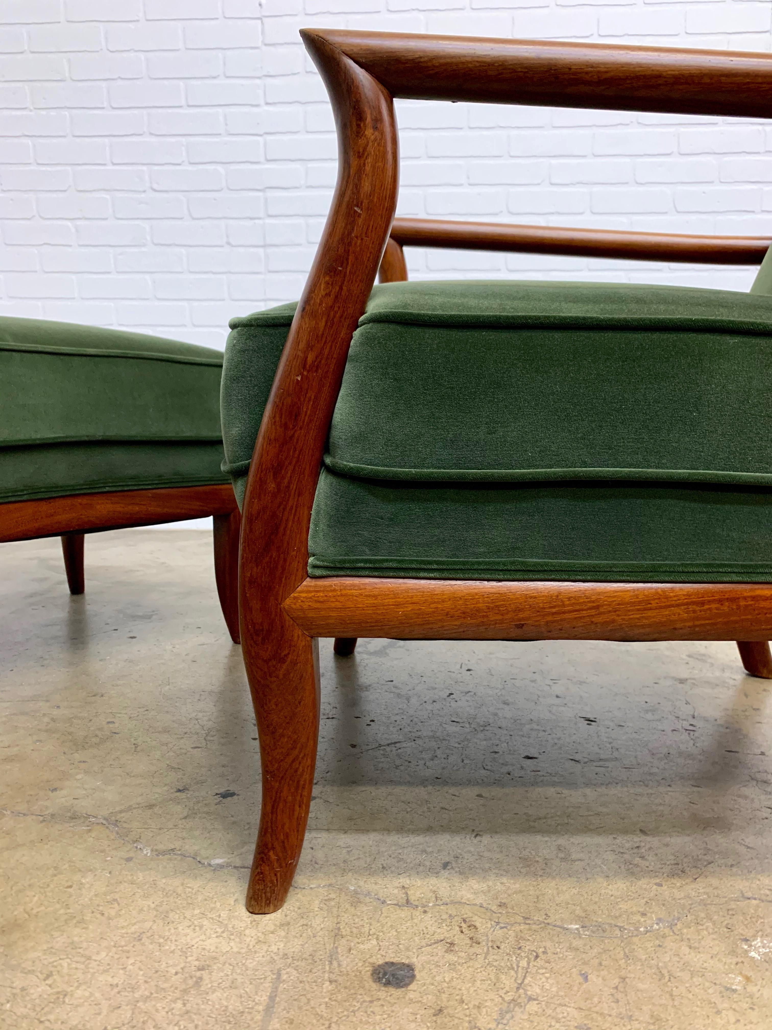 Sculpted Italian Style Lounge Chair and Ottoman In Good Condition In Denton, TX