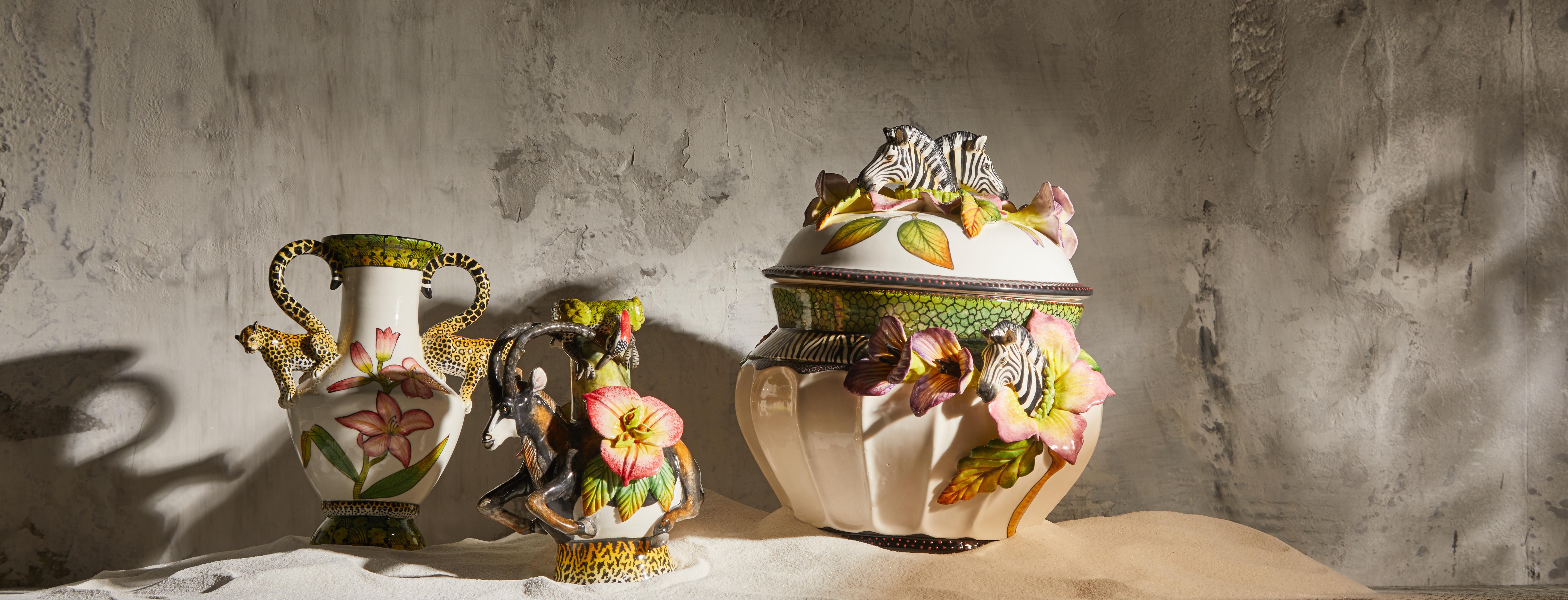 Contemporary Sculpted Leopard Vase For Sale
