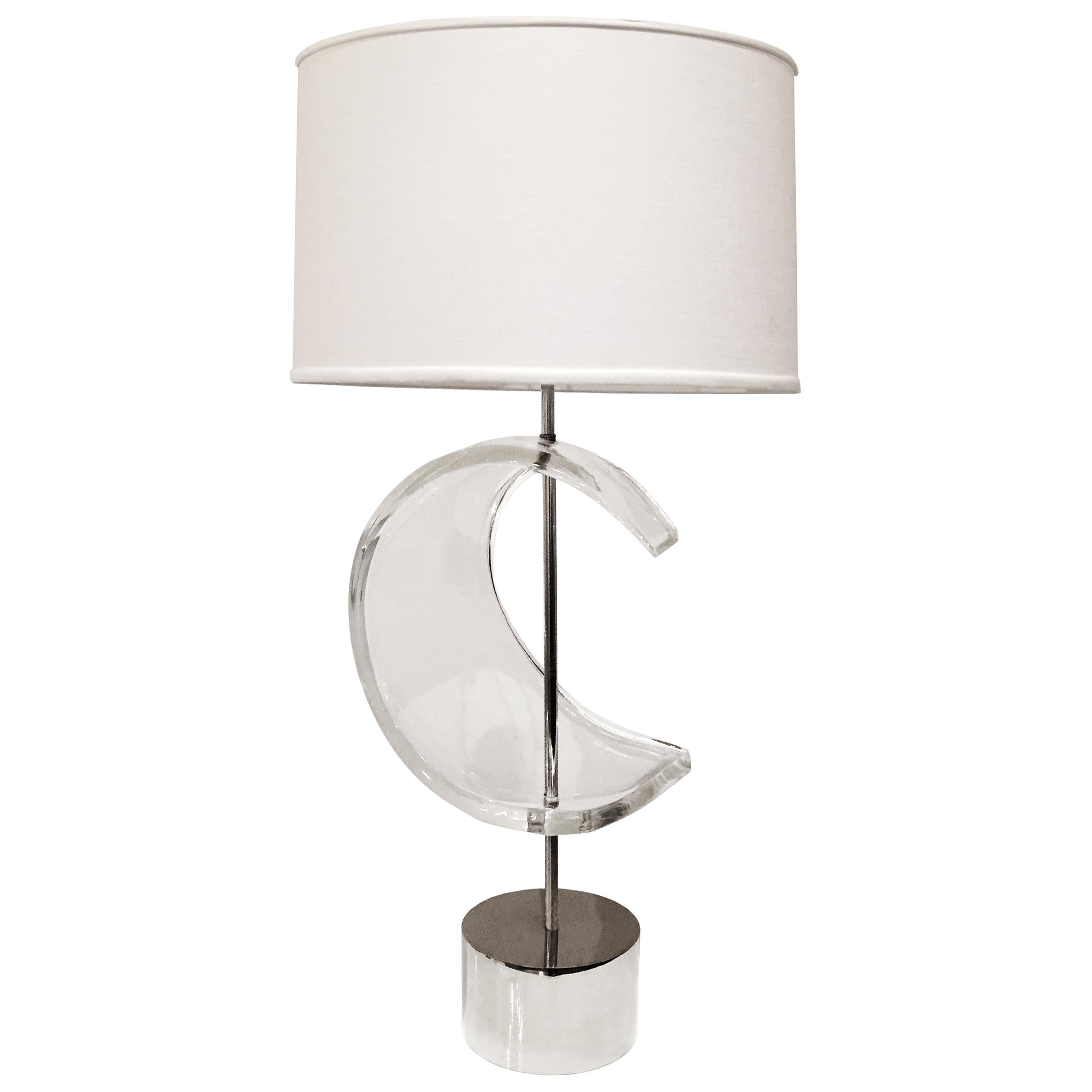 Sculpted Lucite Table Lamp
