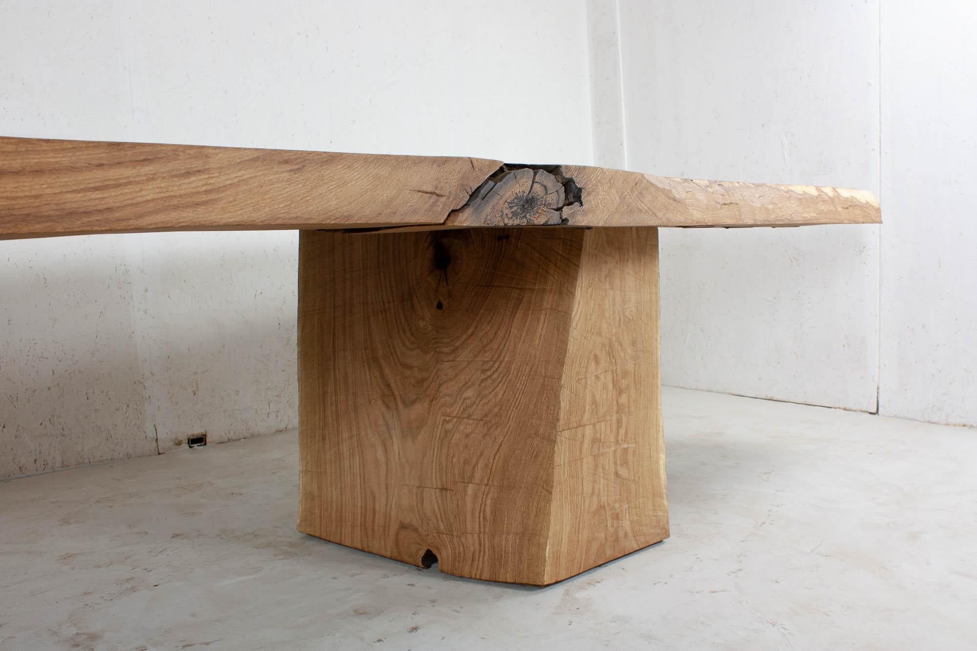 Sculpted Massive Dining Table V3 in Solid Oakwood 'Custom Size' In New Condition For Sale In Paris, IDF