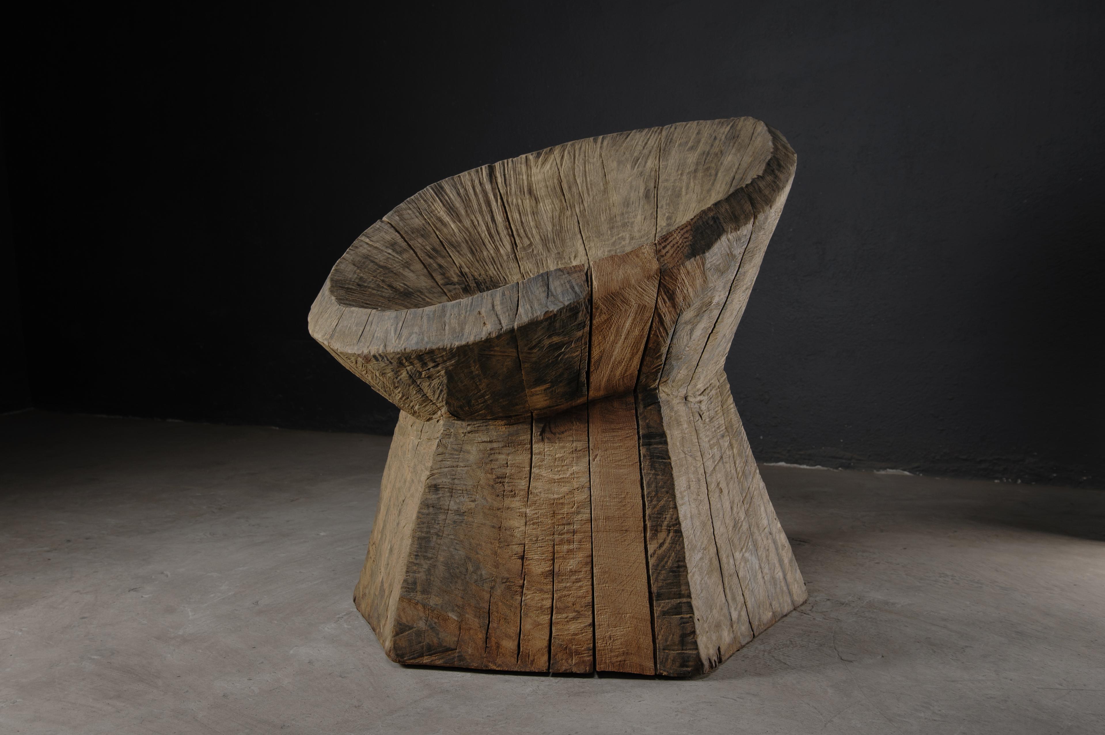 Skulpturaler massiver Loungesessel N3 aus massiver Eiche Massivholz, Grau (Brutalismus) im Angebot