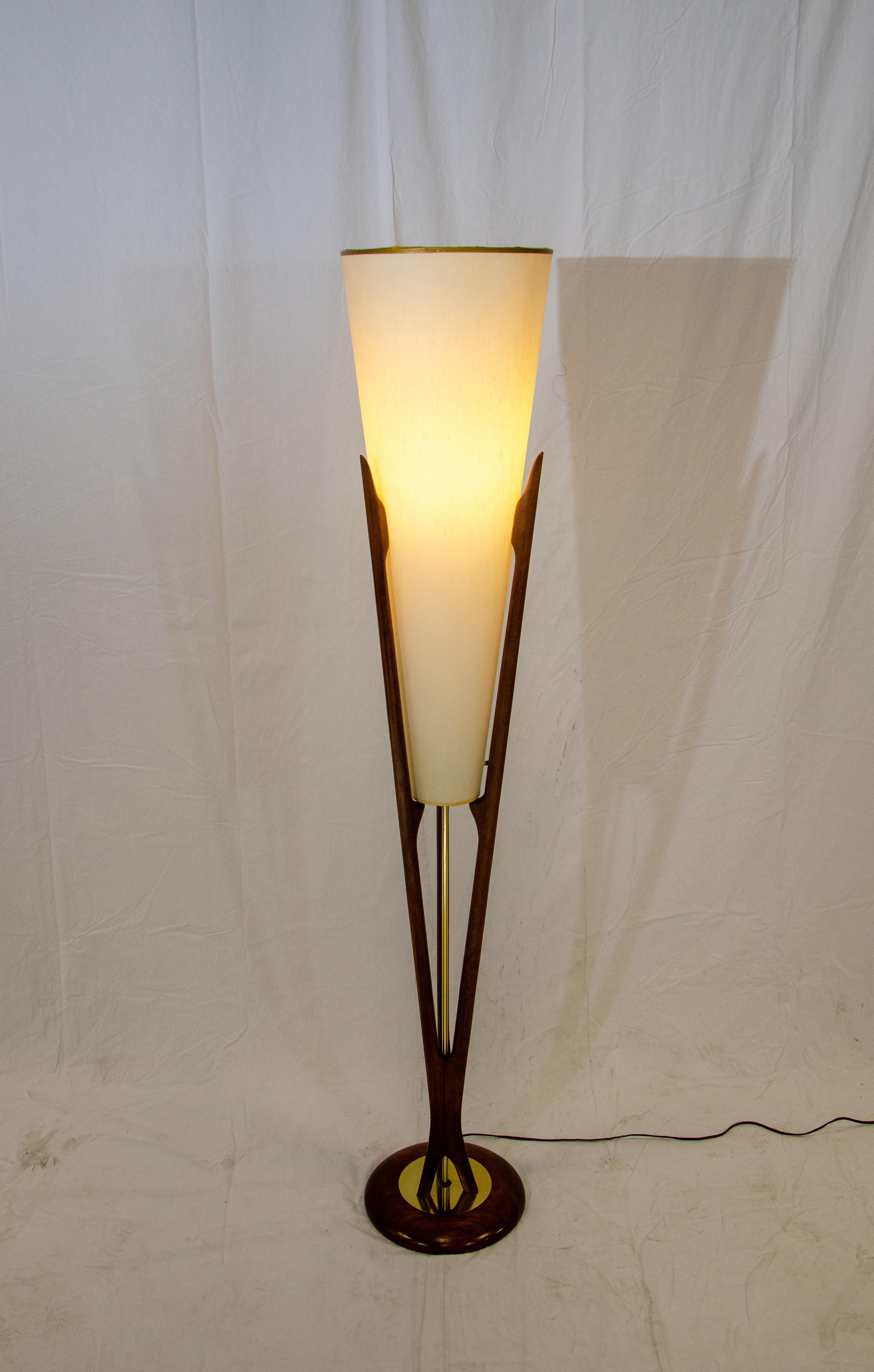 Sculpted Mid Century Modeline Floor Lamp 3