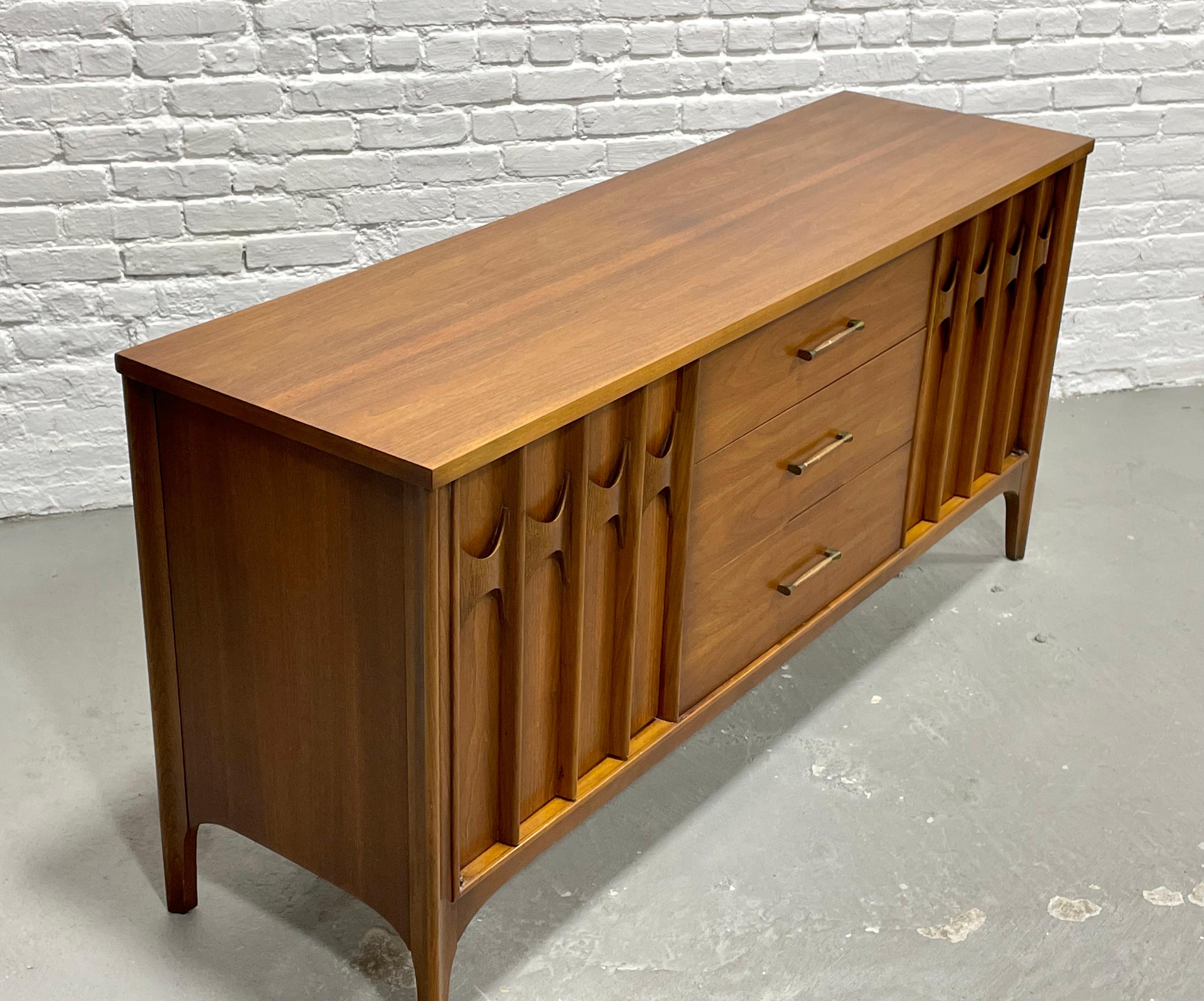 SCULPTED Mid Century MODERN CREDENZA / Long Dresser by Kent Coffey Perspecta, c. 4