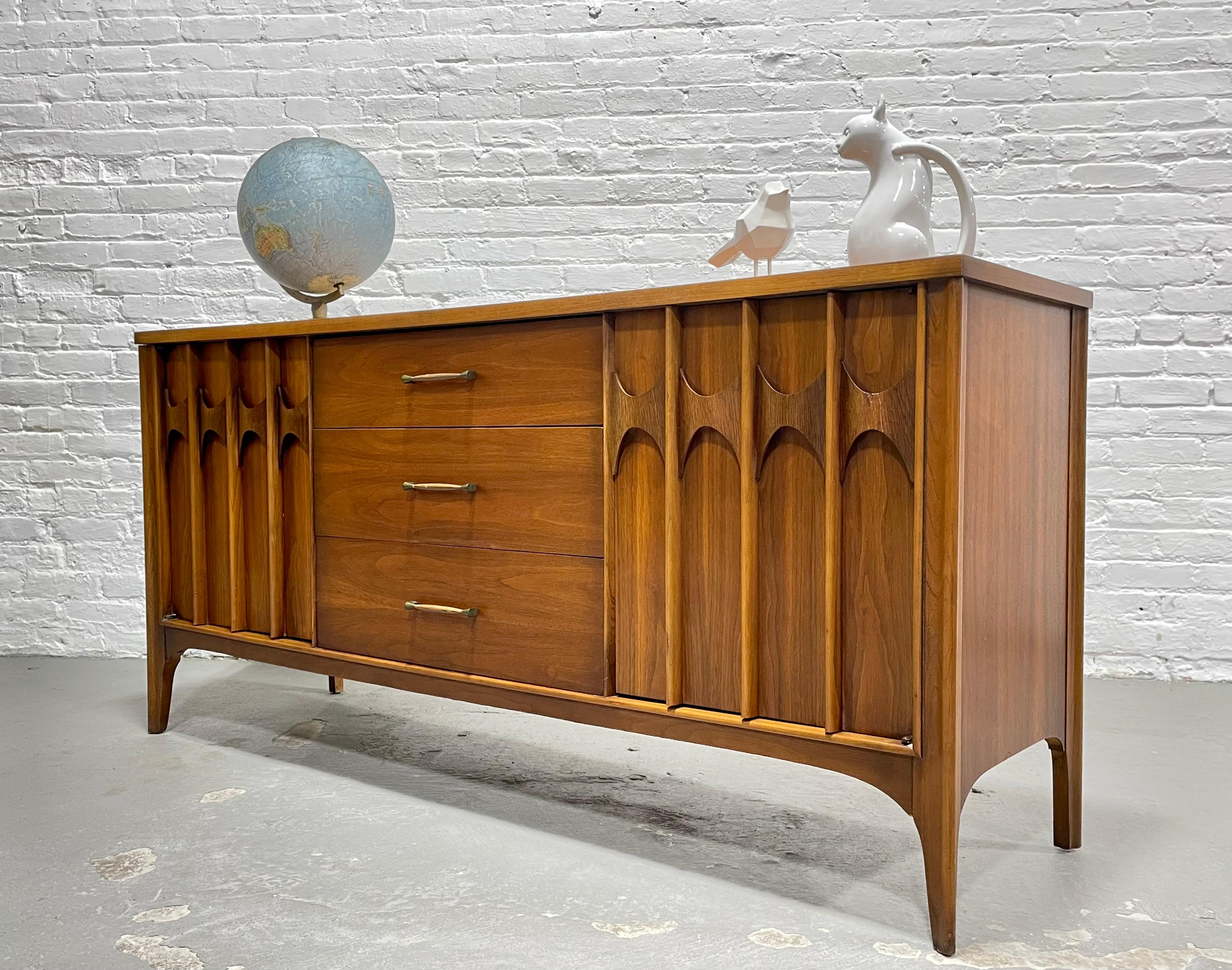 SCULPTED Mid Century MODERN CREDENZA / Long Dresser by Kent Coffey Perspecta, c. 8