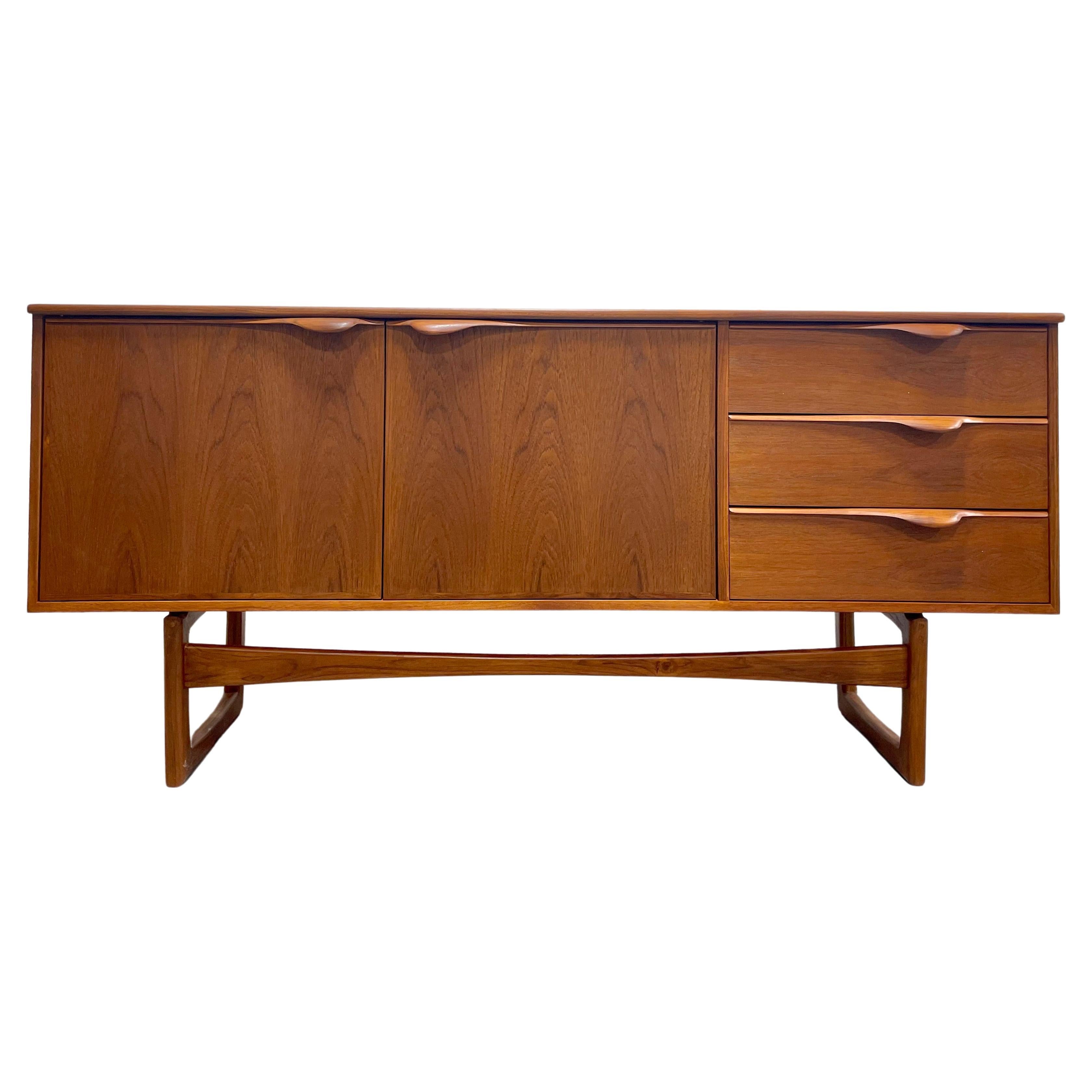 Sculpted Mid-Century Modern Danish Styled Credenza Media Stand For Sale